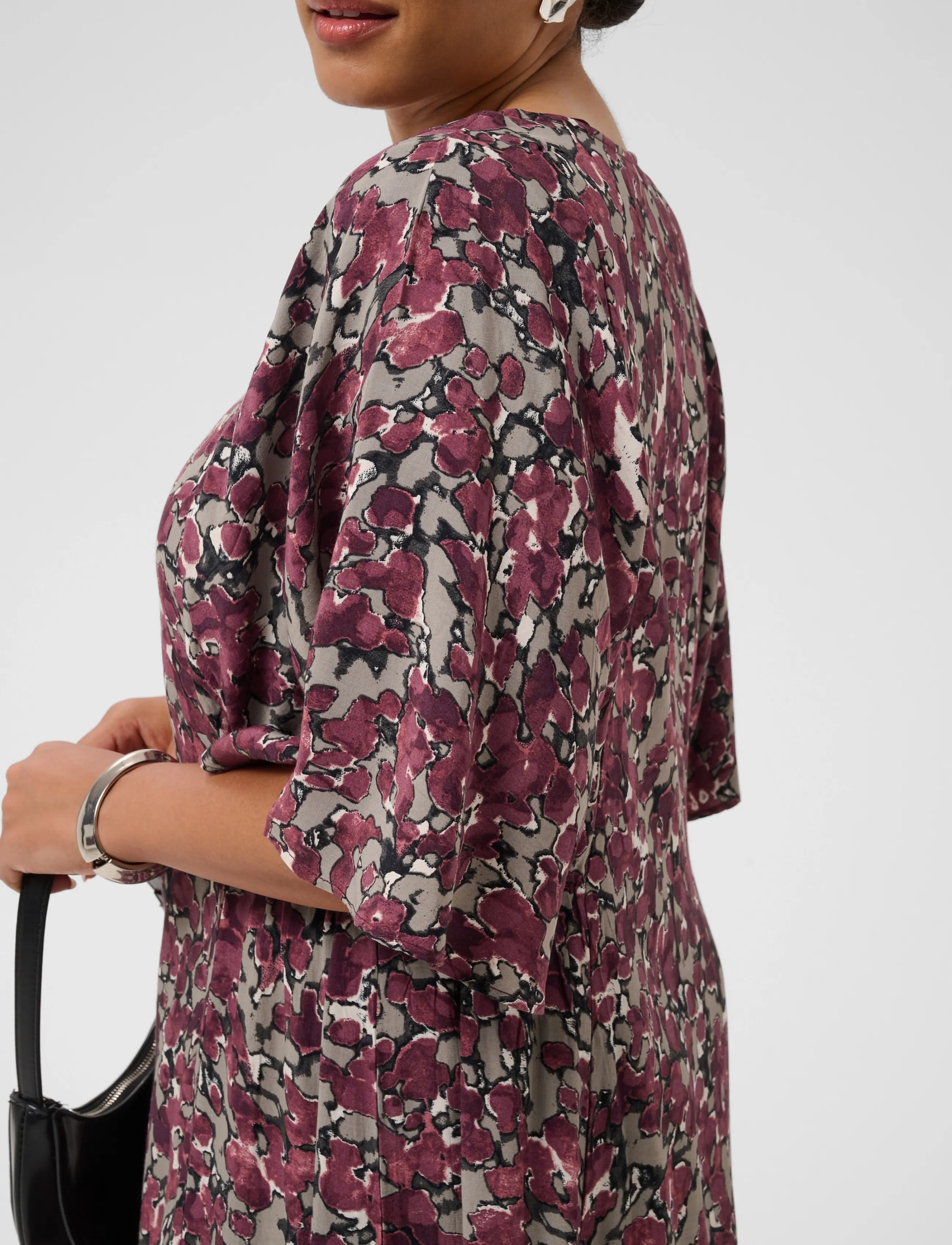 Kaffe Curve - KCmaggie Dress - fudge abstract animal - 5