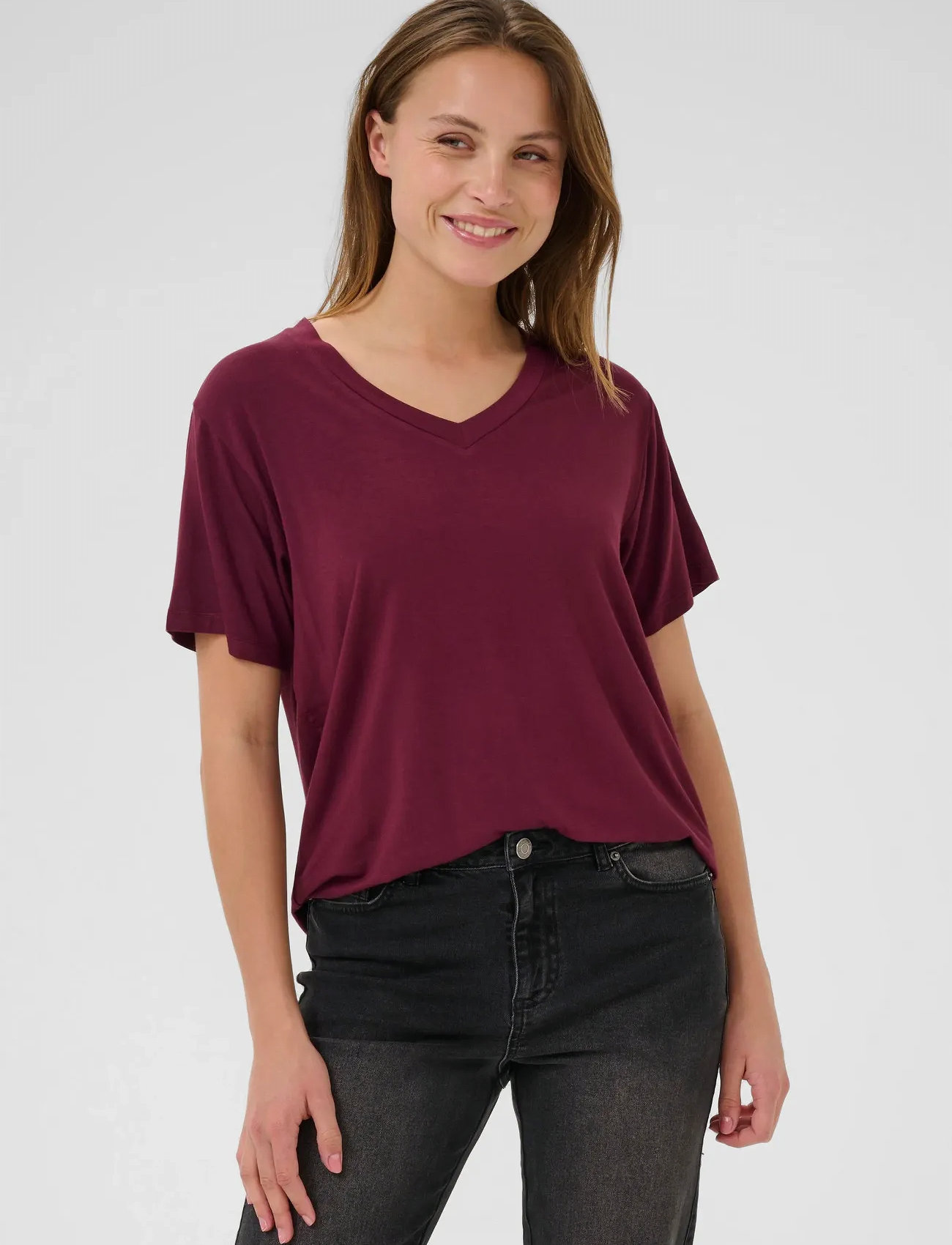 Kaffe Kafrida V-Neck T-Shirt - Burgundy - XS
