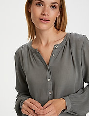 Kaffe - Karla Amber Shirt - long-sleeved blouses - smoked pearl - 4