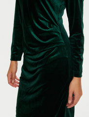 Kaffe - Kelly dress - bodycon jurken - dark green - 5