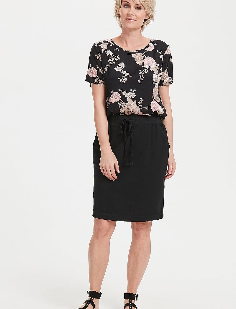 Kaffe - Naya Skirt - miniseelikud - black deep - 5