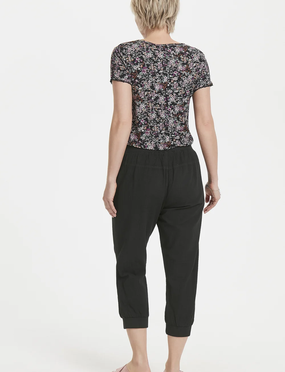 Kaffe - Naya Capri - capri pants - black deep - 4