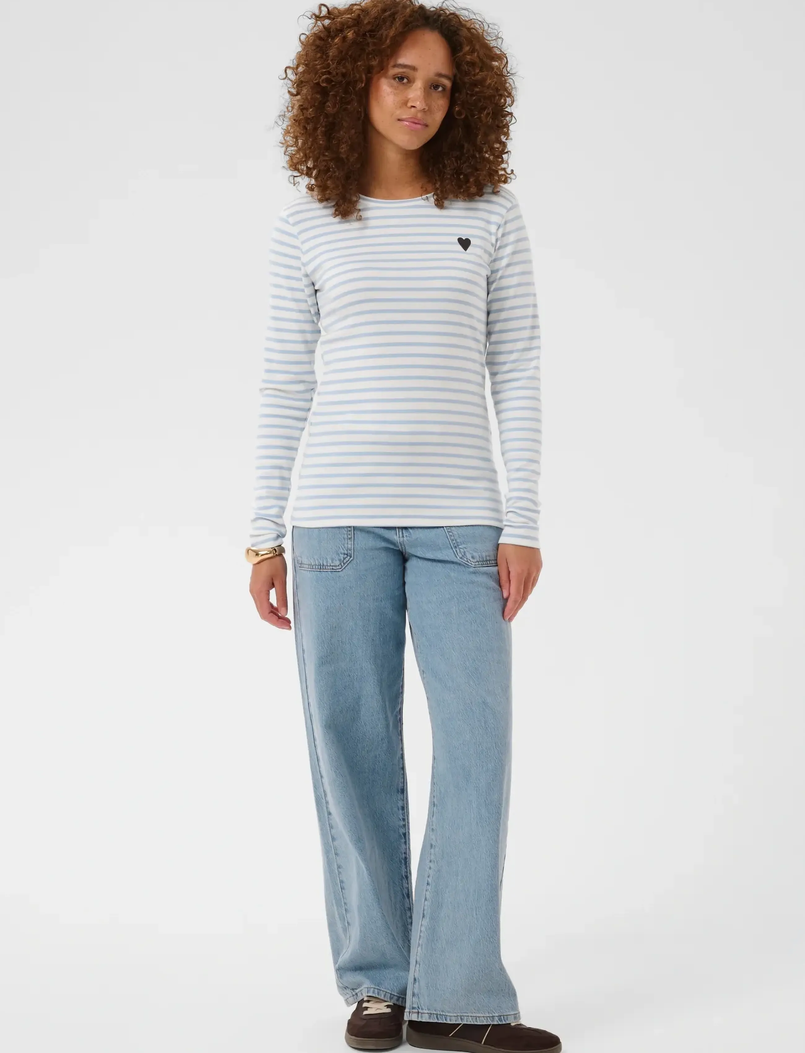 Kaffe - Liddy T-Shirt - langärmlige tops - chalk/blue fog - brown heart - 3
