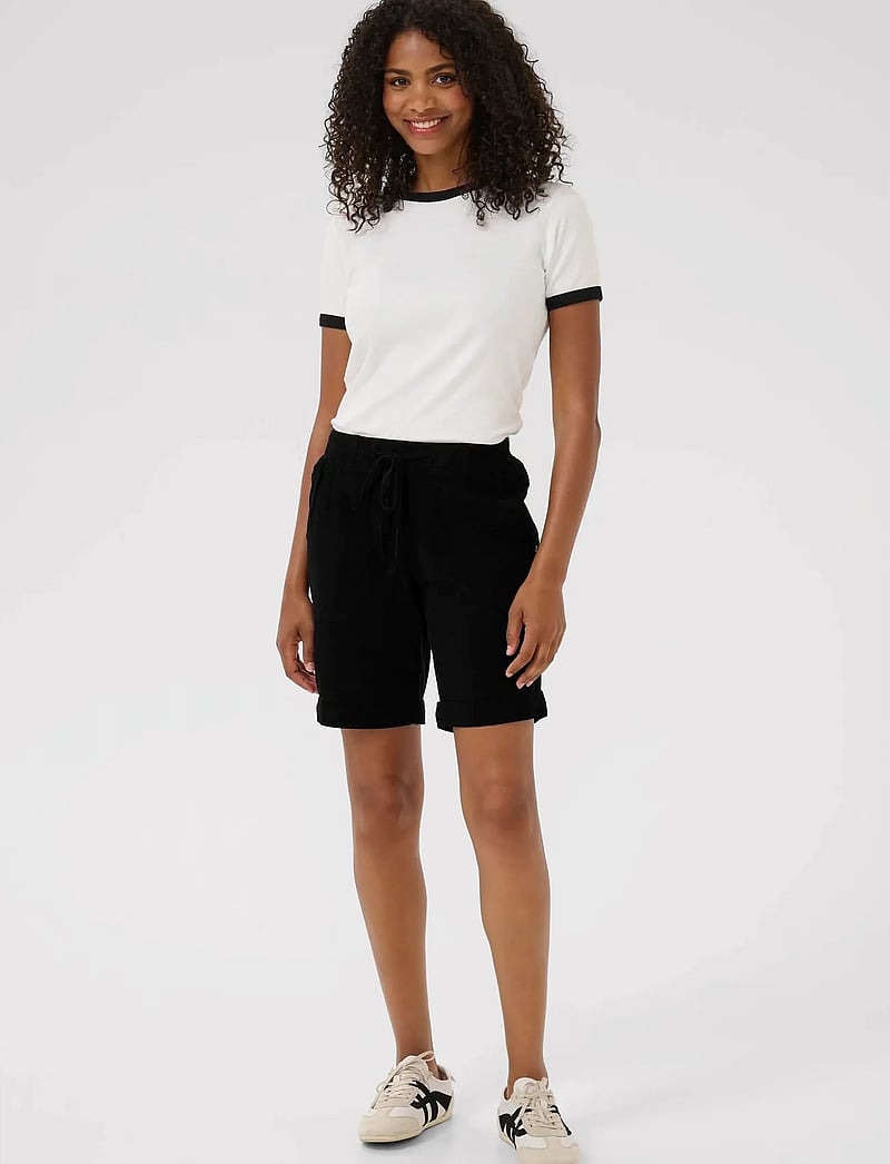 Kaffe - KAnaya Shorts - casual shorts - black deep - 3