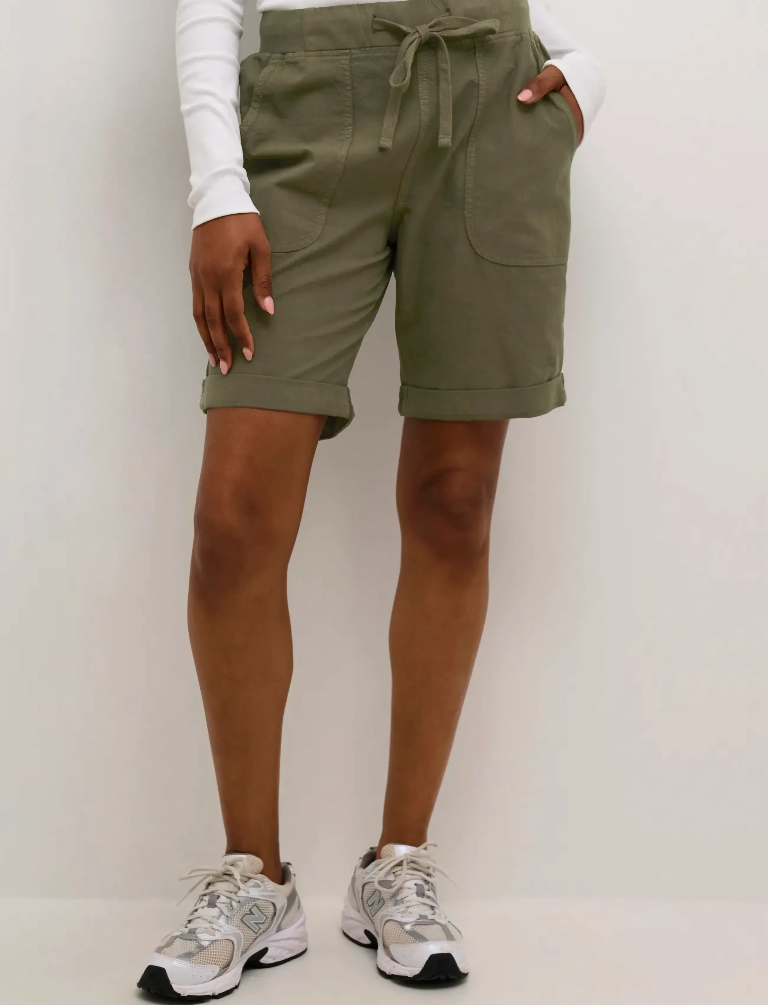 Kaffe Kanaya Shorts, 38, Khaki green, Shorts > Afslappede Shorts, Dame