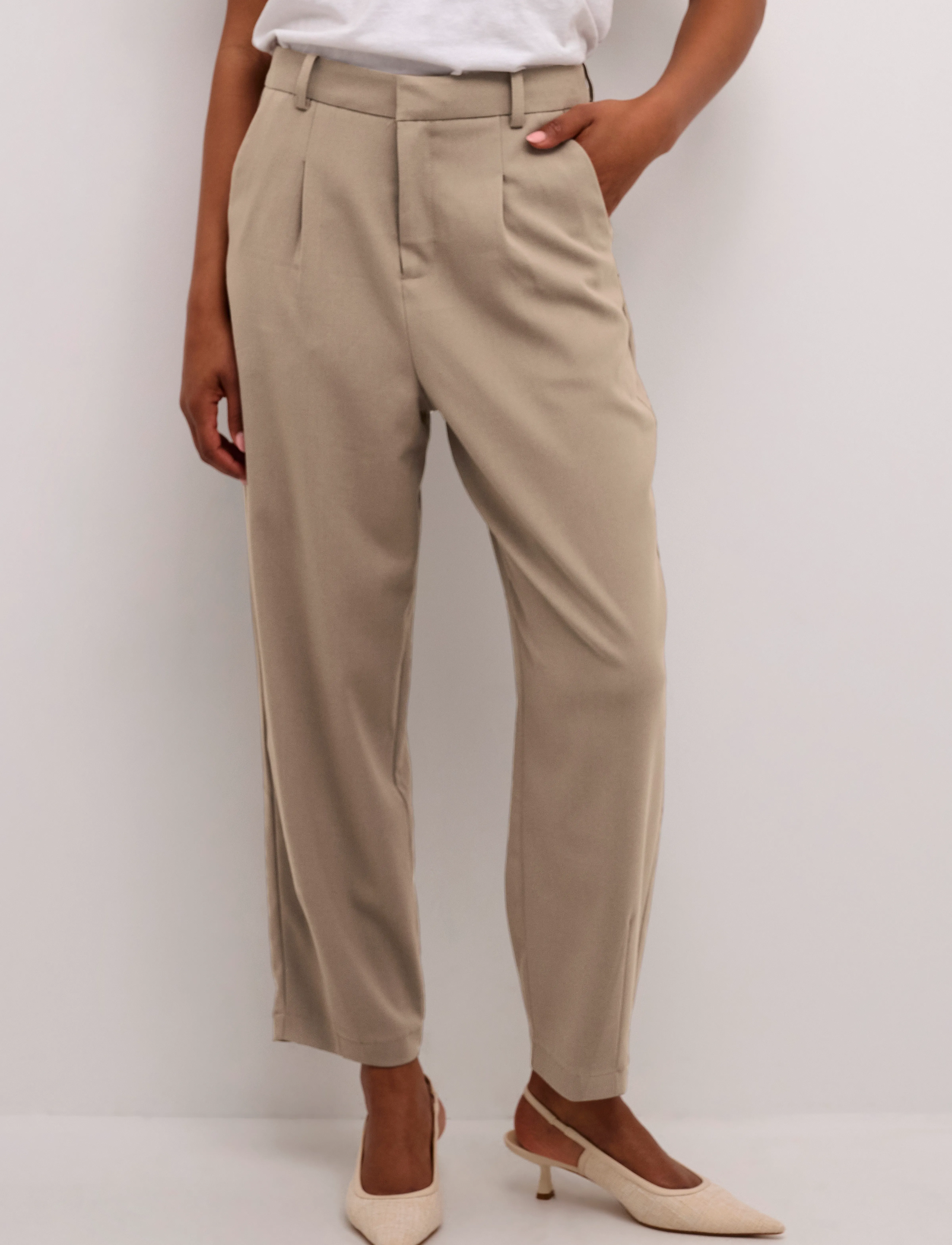 Kaffe Kamerle Pants Cropped, 38, Trousers, Beige - Suitpants, Frauen