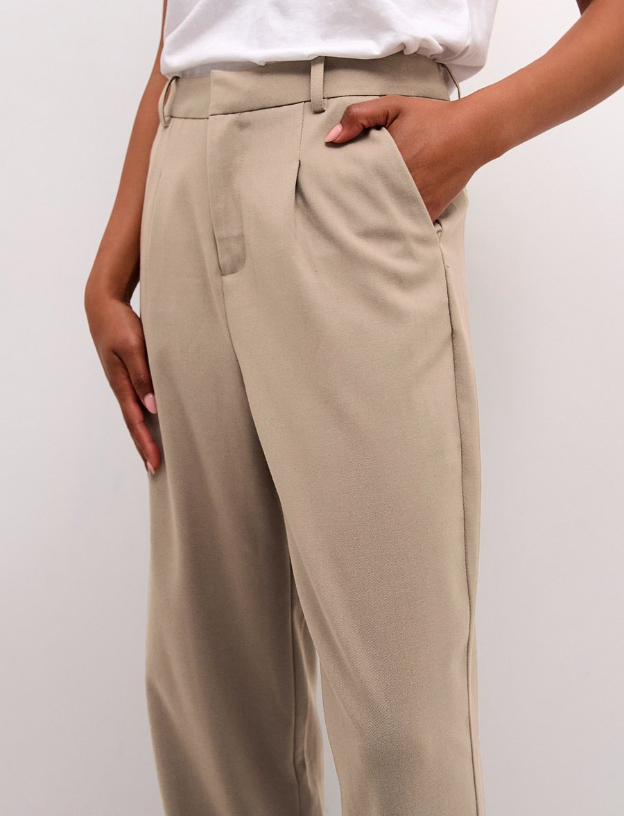Kaffe - KAMERLE PANTS CROPPED - anzugshosen - brindle - 5