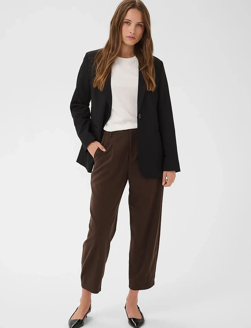Kaffe - KAMERLE PANTS CROPPED - habitbukser - coffee bean - 3