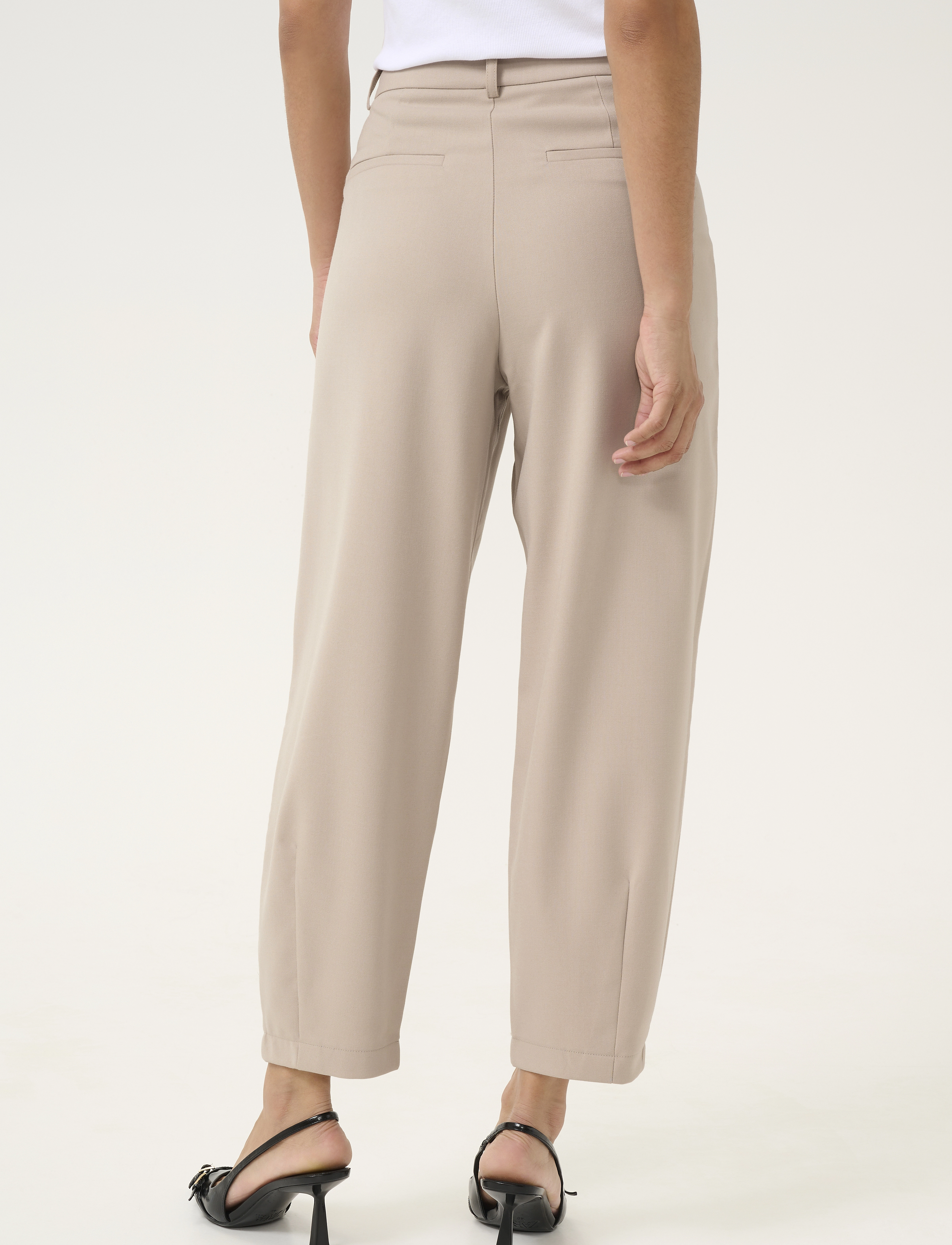 Kaffe - KAMERLE PANTS CROPPED - sérsniðnar buxur - feather gray - 5