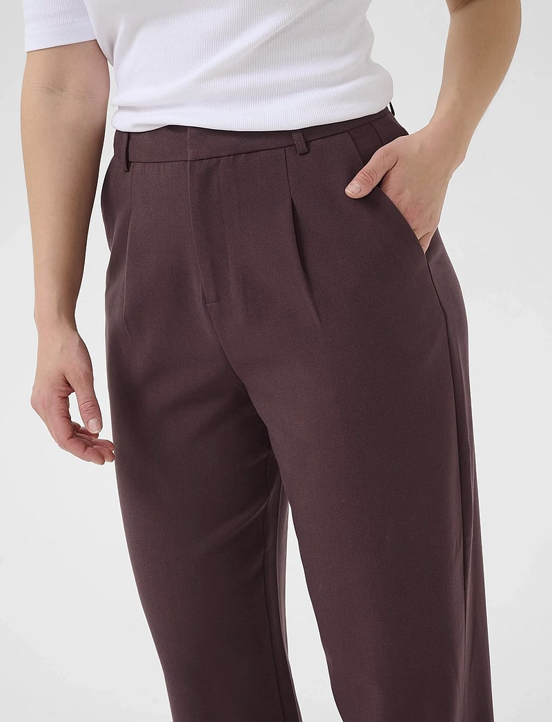 Kaffe - KAmerle Pants Cropped - kostymbyxor - fudge - 5