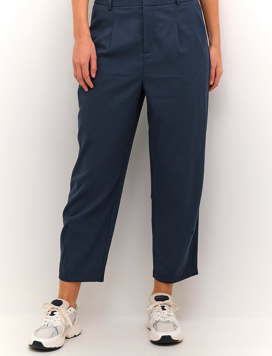 Kaffe - KAMERLE PANTS CROPPED - formell - midnight marine - 0
