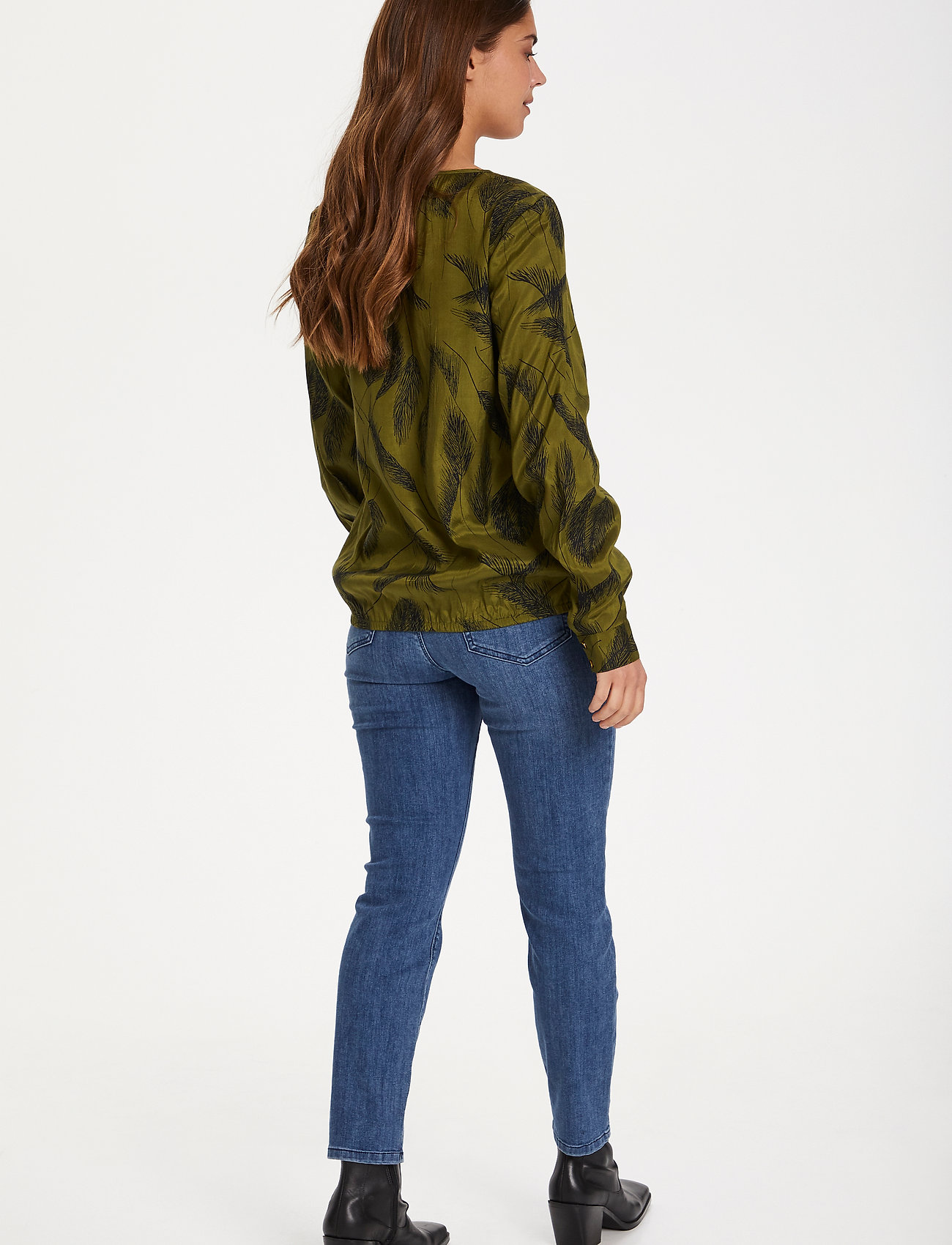 Kaffe - KAdarly Blouse - capulet olive feather print - 4