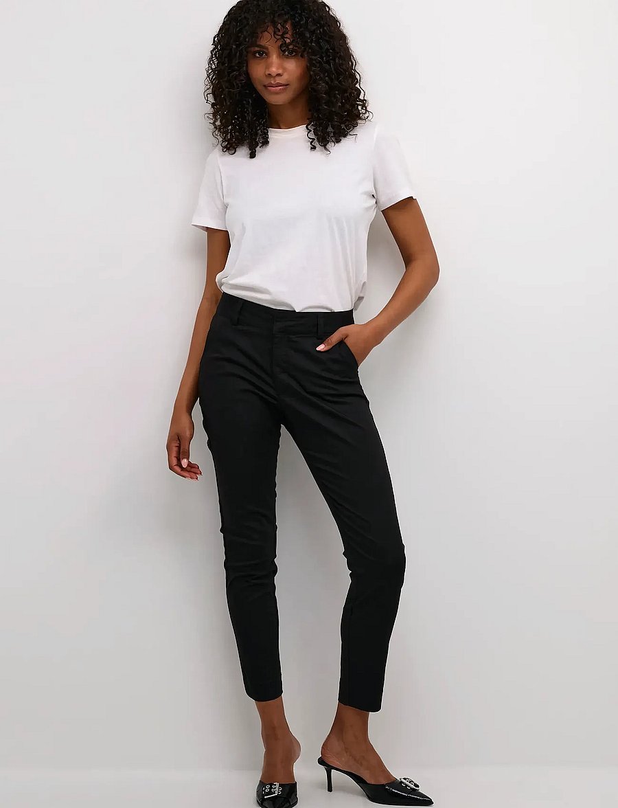 Kaffe - KALEA CHINO PANT - slim-fit hosen - black deep - 3