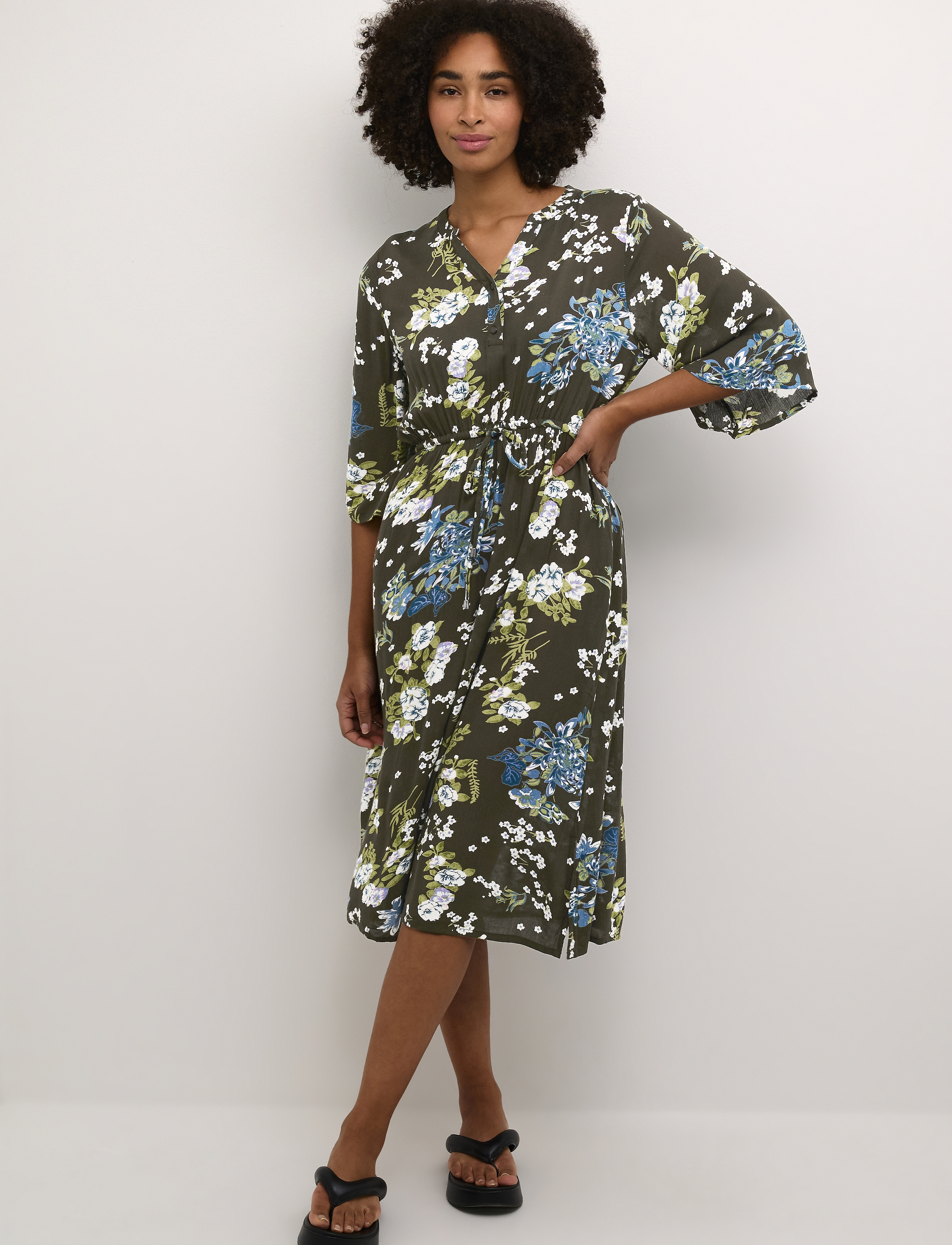 Kaffe - KAekua Amber Dress - laveste priser - green tone flower print - 3