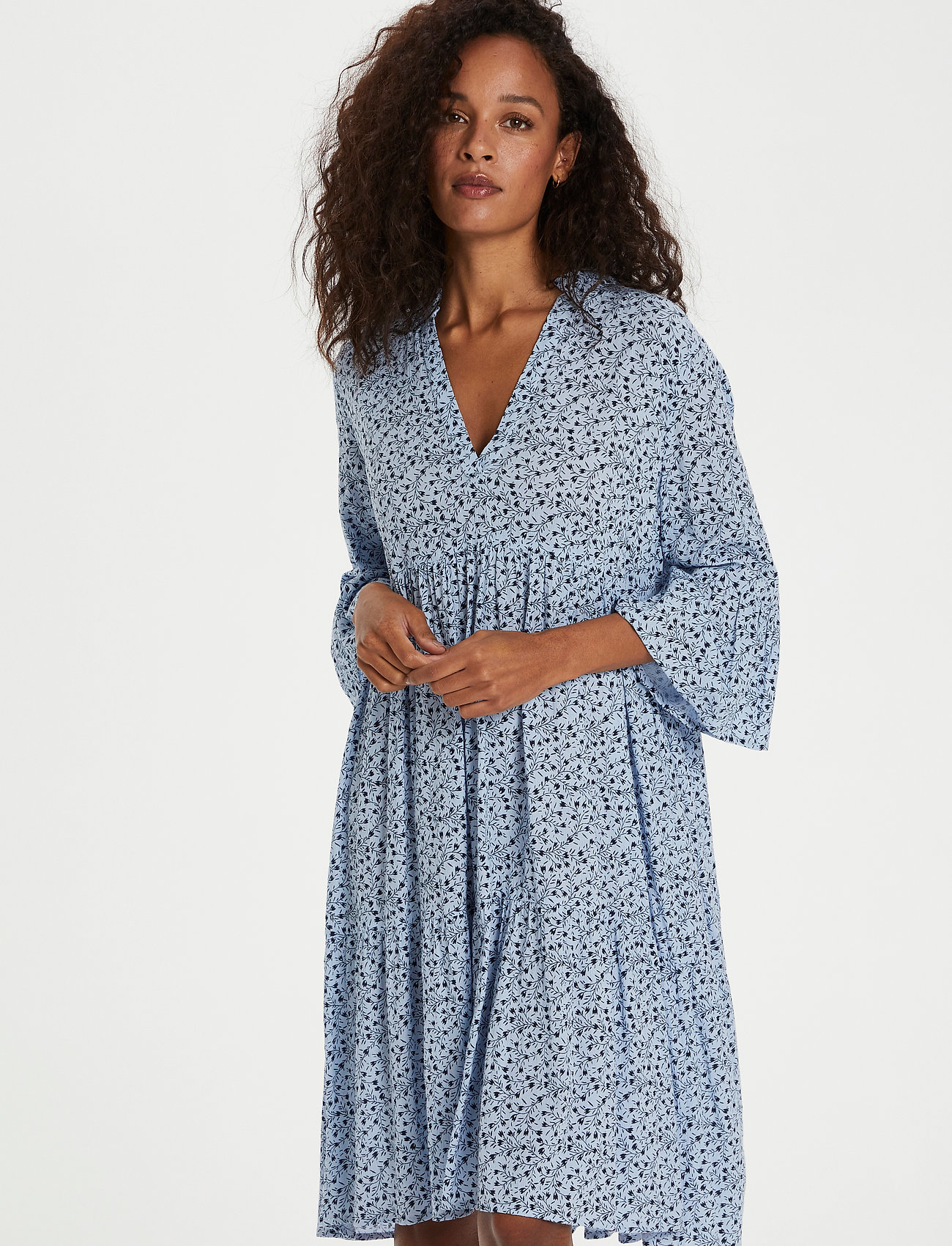 Kaffe KAberna Amber Dress - Kjoler - CHAMBRAY BLUE PETITEFLEUR / blue