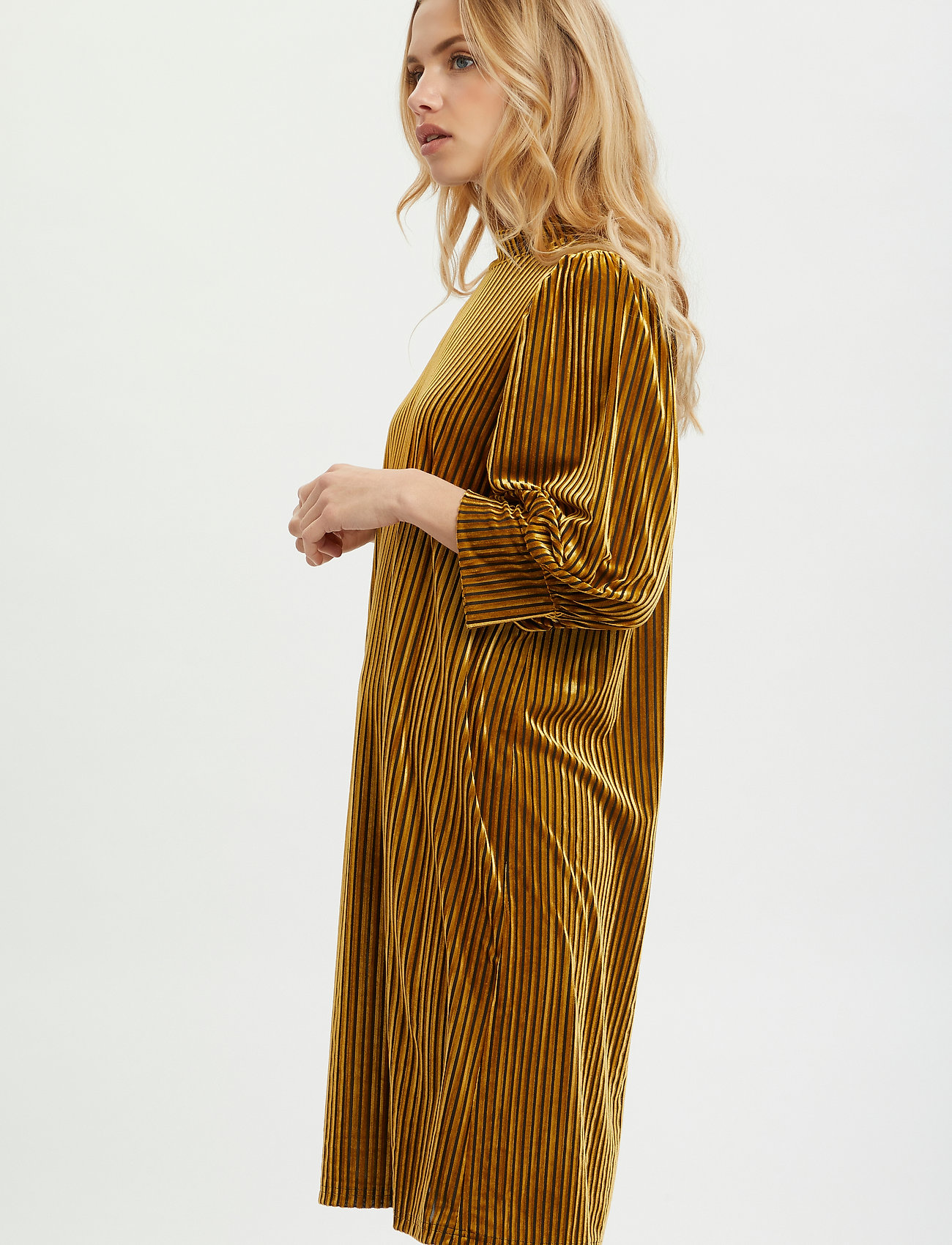 Kaffe KAcaca Dress - Jurken - MUSTARD GOLD / gold