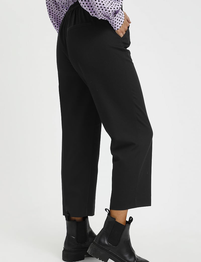 Kaffe - KAsakura HW Cropped Pants - habitbukser - black deep - 5