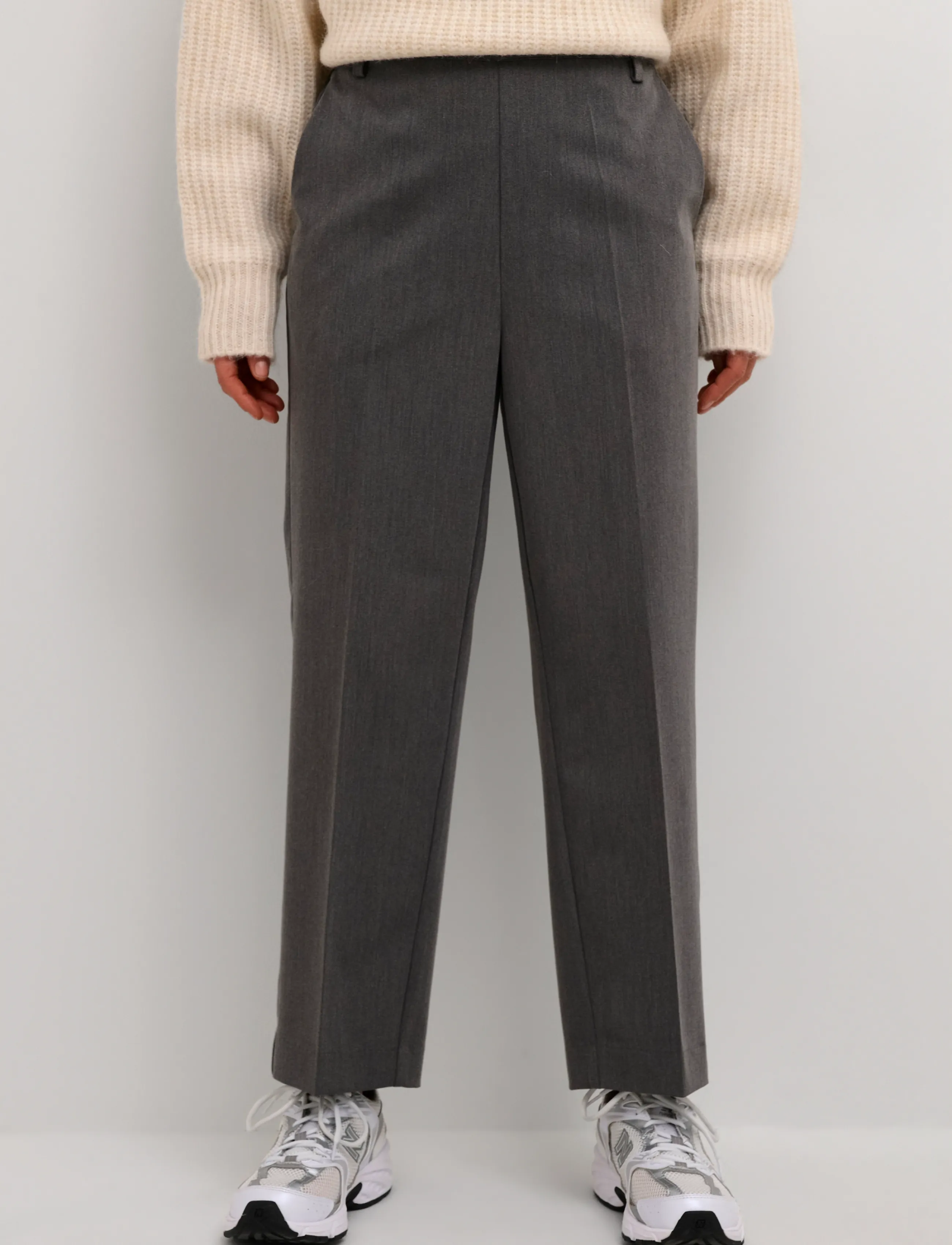 Kaffe - KAsakura HW Cropped Pants - habitbukser - dark grey melange - 2