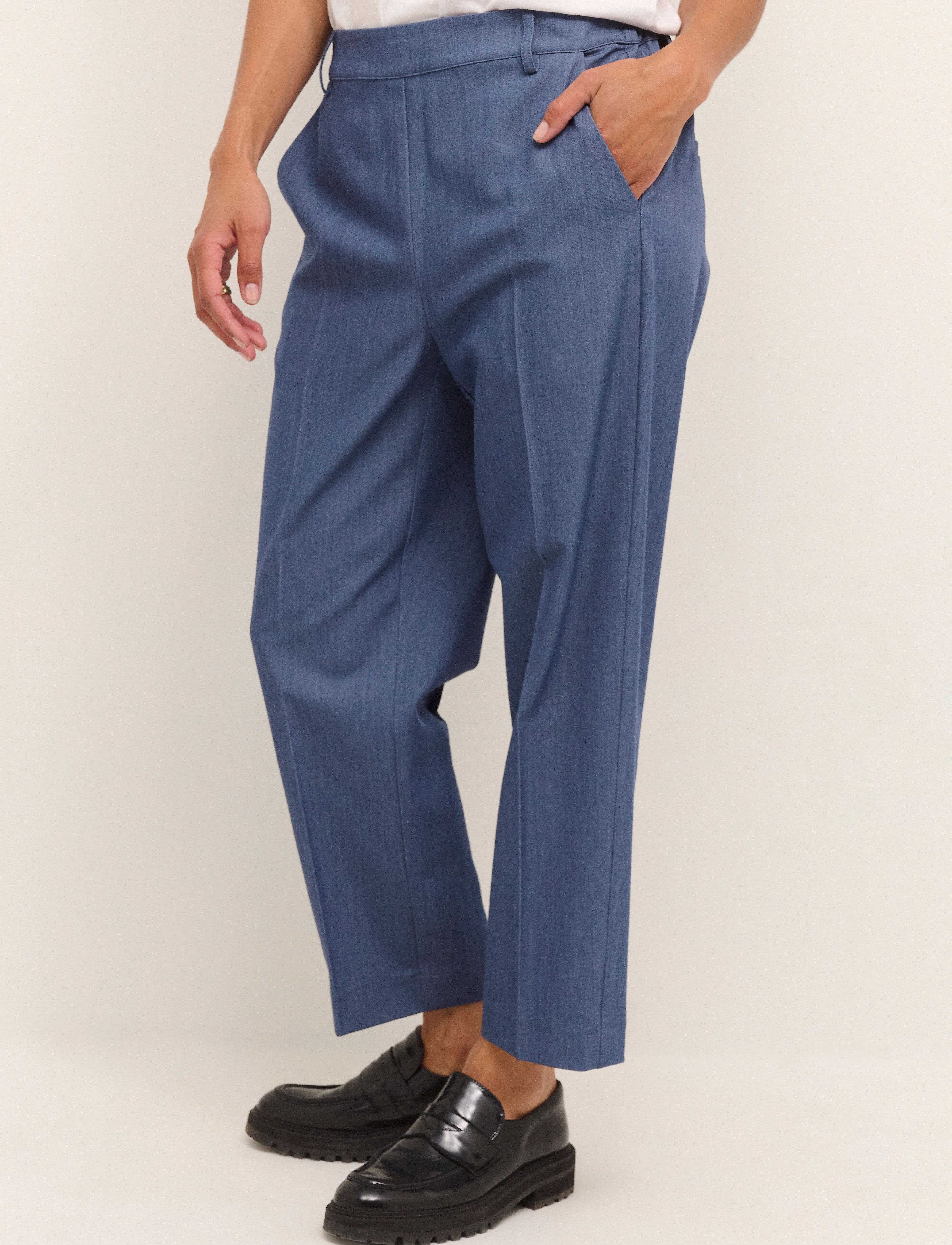 Kaffe KASAKURA HW CROPPED PANTS - Transitional Layering - VINTAGE INDIGO / blue