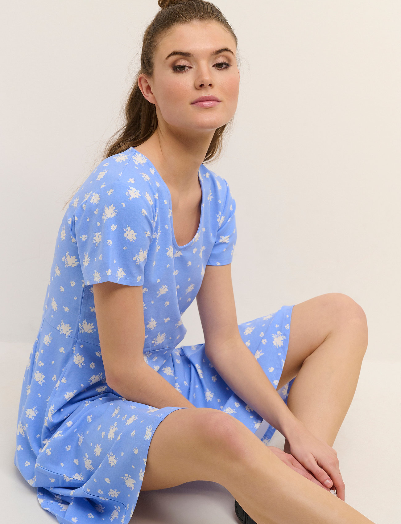 Kaffe - KAmally Jersey Dress - blue / chalk flowers - 5