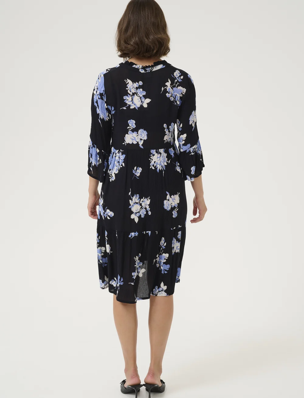 Kaffe - KAedita Amber Dress - sommerkleider - black / blue flower print - 4