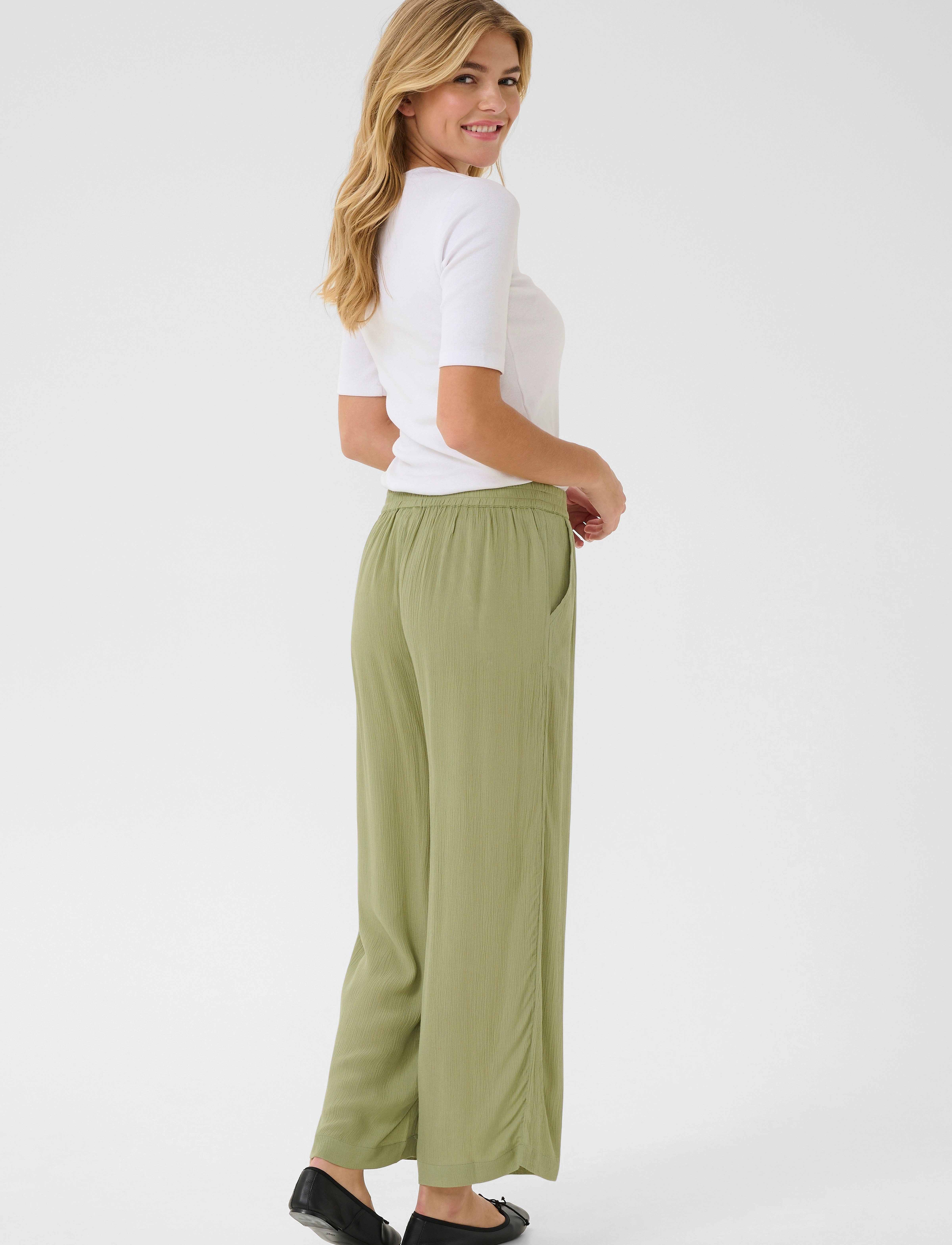 Kaffe - KAdacia Amber Pants - oil green - 4