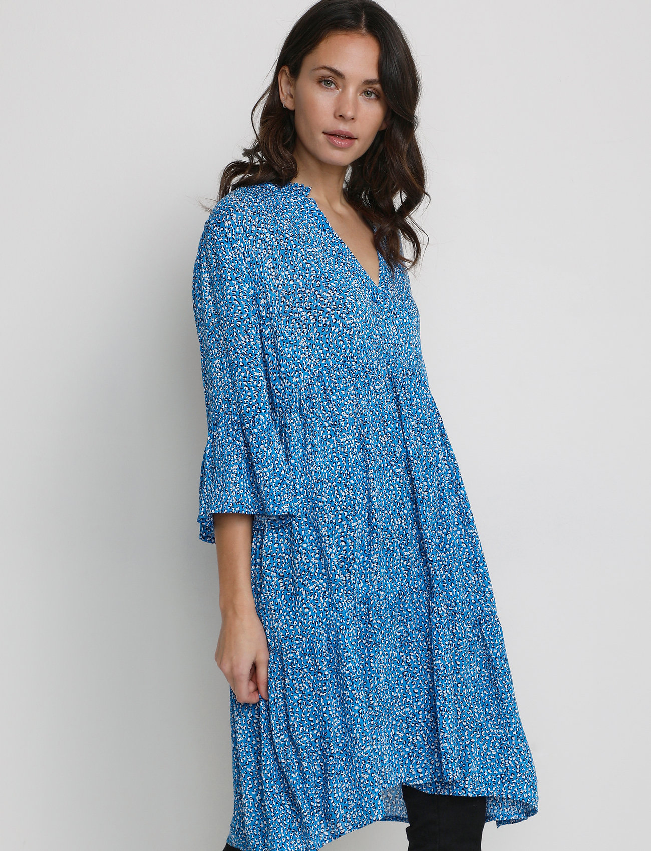 tellen Specialist Waarneembaar Kaffe Kahera Amber Dress (Blue - Black/chalk Leo), (41.97 €) | Large selection of outlet-styles | Booztlet.com tellen Specialist Waarneembaar Kaffe Kahera Amber Dress (Blue - Black/chalk Leo), (41.97 €) | Large selection of outlet-styles | Booztlet.com