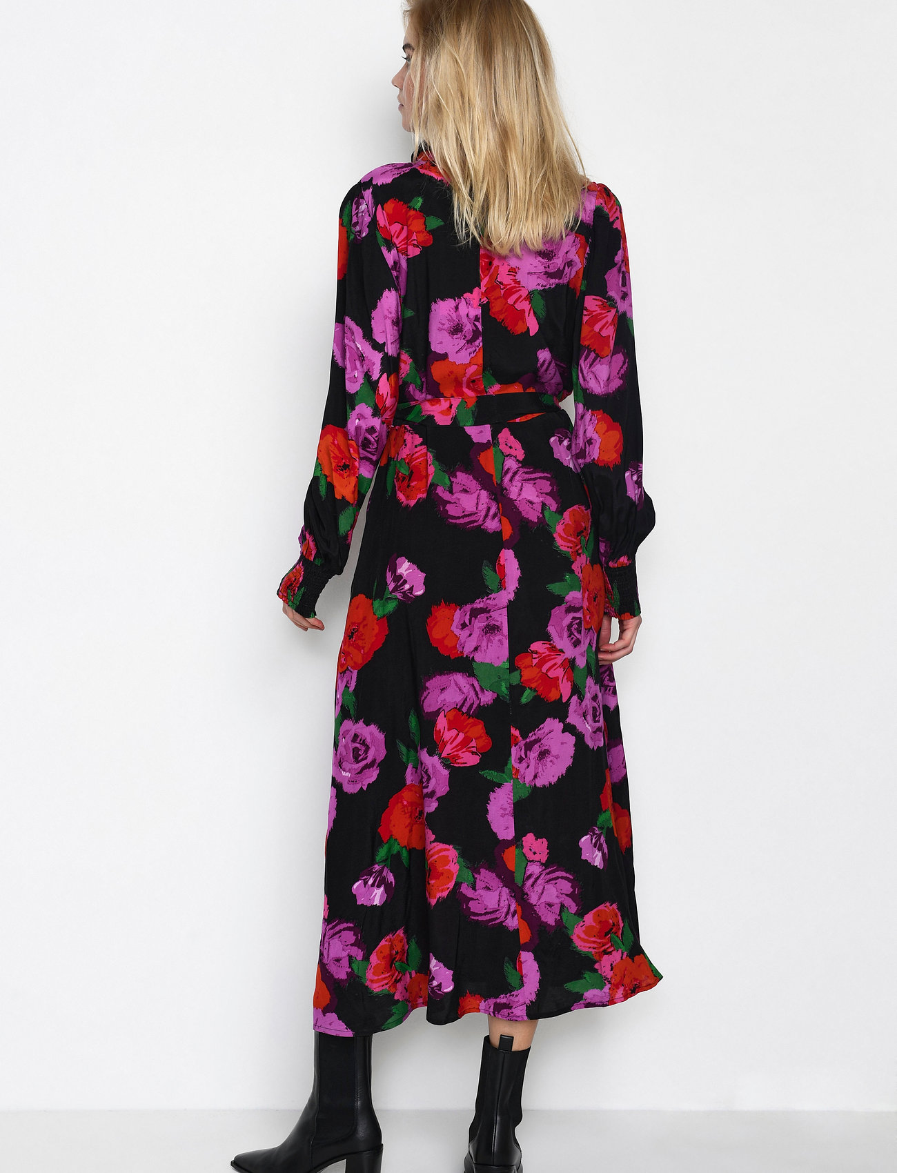 Kaffe - KAflorina Shirt Dress - black -red/purple big flower - 4