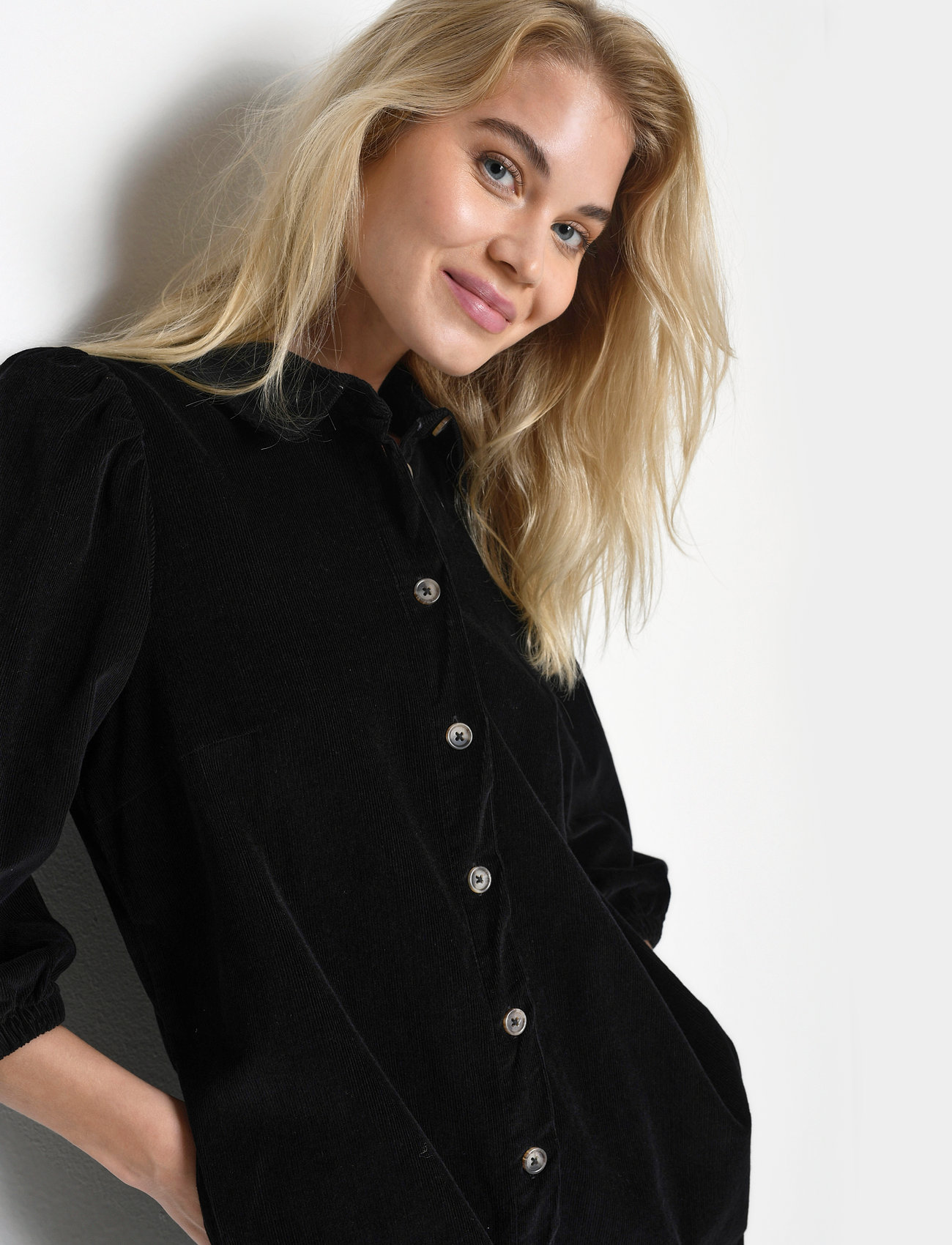 Kaffe - KAeva Corduroy Dress - skjortekjoler - black deep - 5