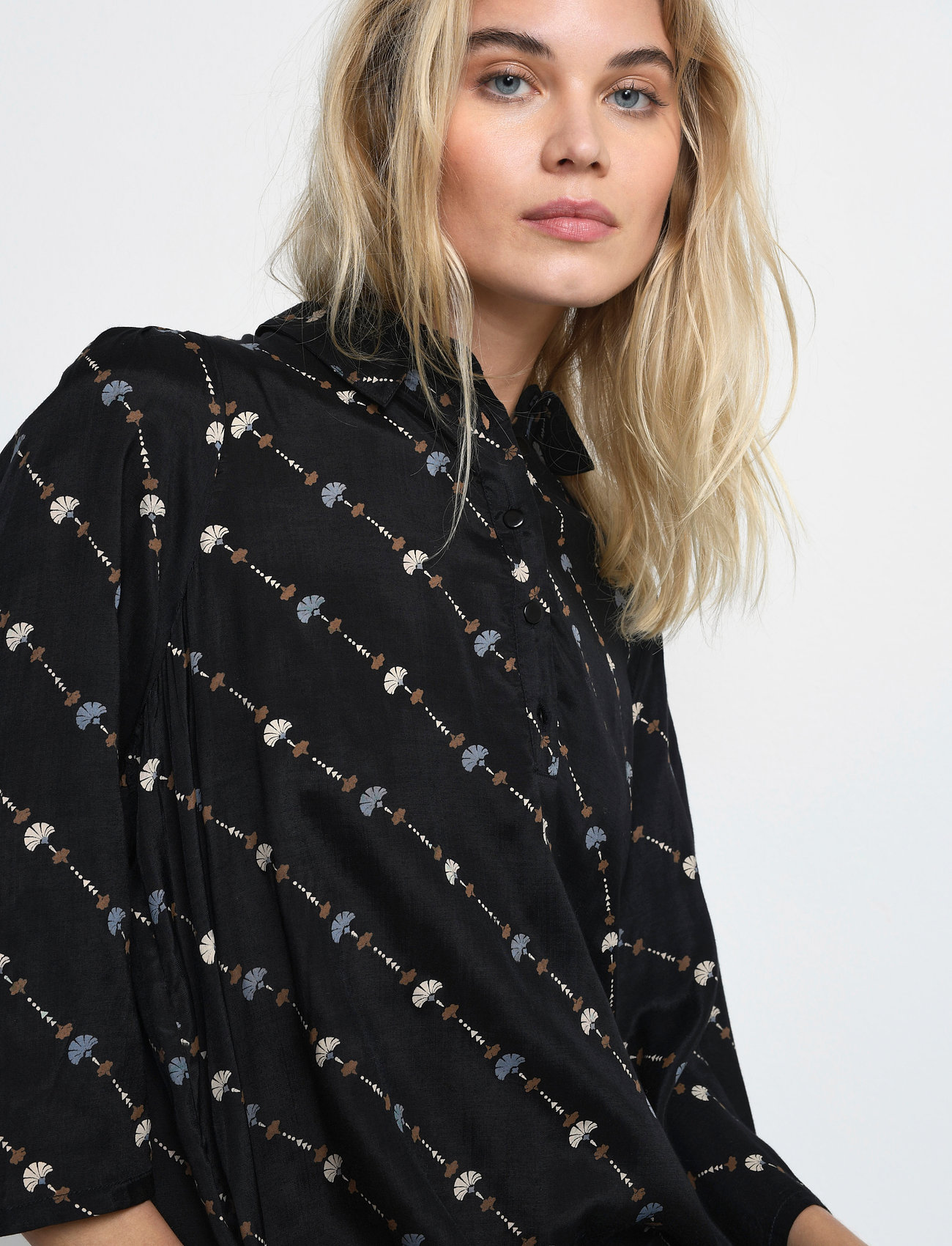 Kaffe - KAliro Dress - black / infinity graphic lines - 5