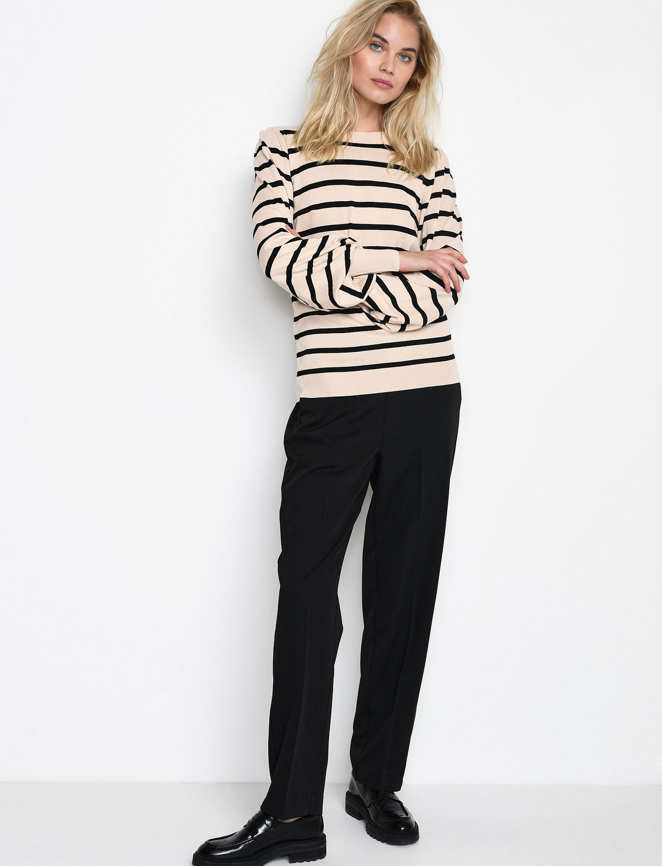 Kaffe - KAmala Stripe Knit Pullover - offwhite / black stripe - 3