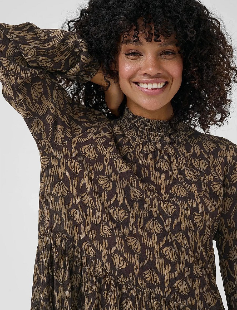 Kaffe - KArikka Amber Dress - korta klänningar - black coffee moral floral - 5
