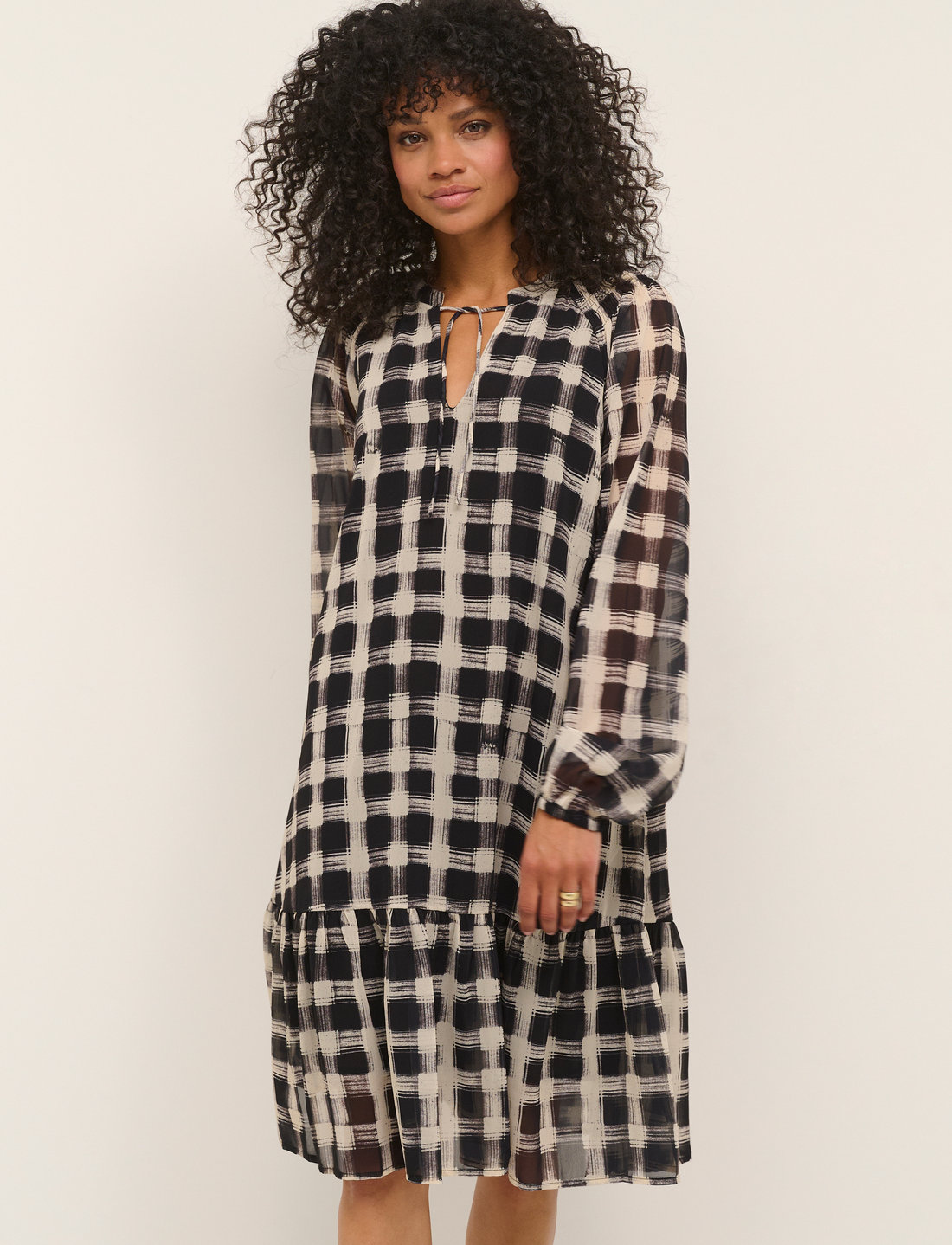 Black and white plaid dress sales