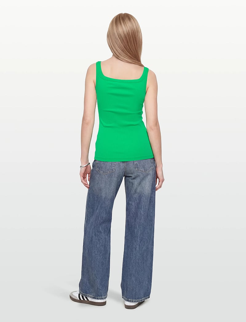 Kaffe - KACARNA TANK TOP - Ärmellose tops - bright green - 4