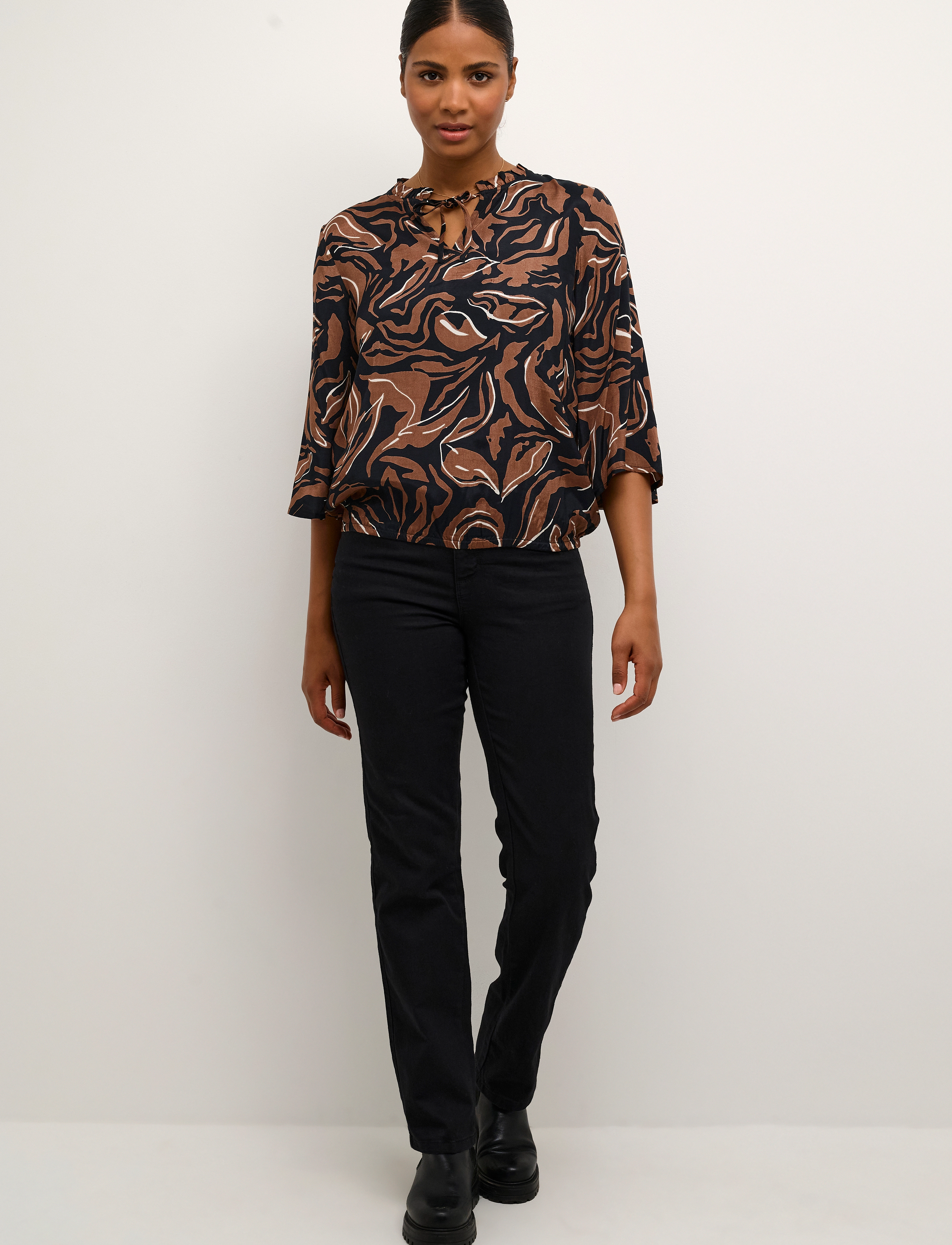 Kaffe - KAdorita Blouse - black/soft silt leaf print - 3