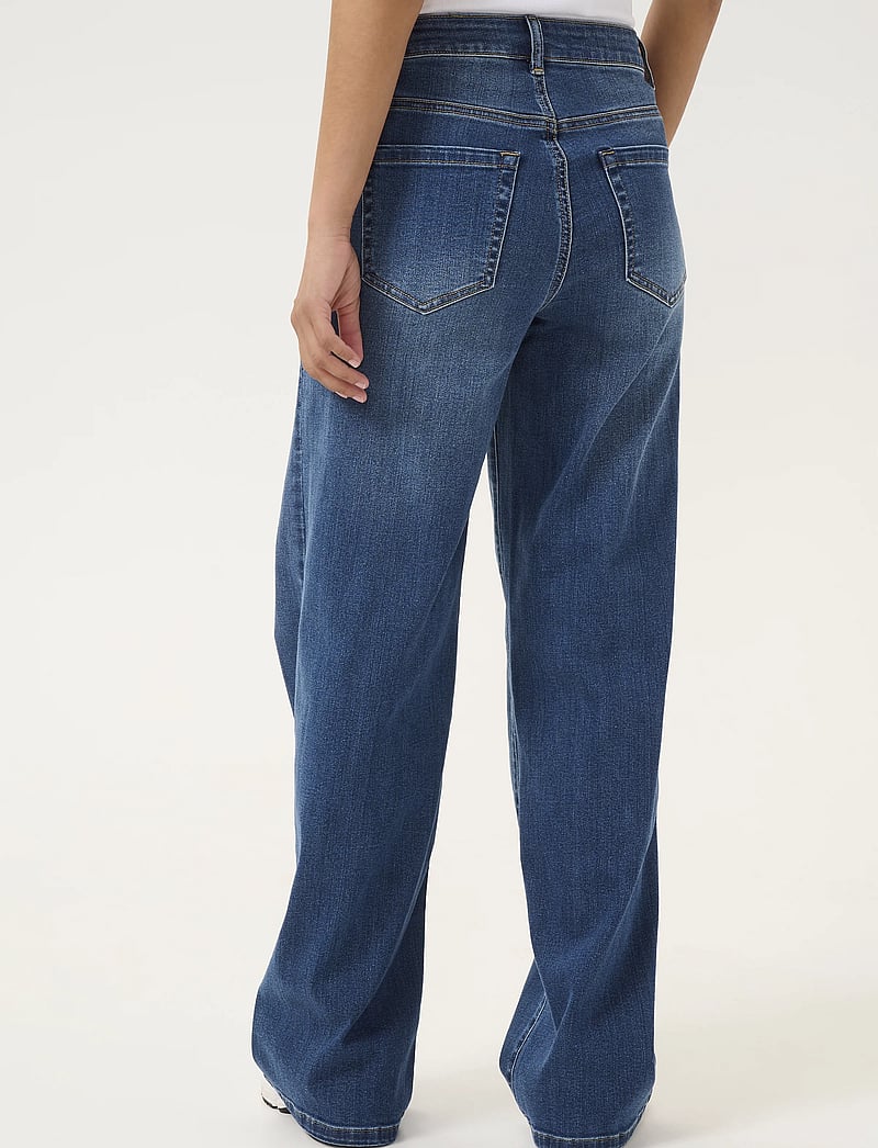 Kaffe - KAkarla HW Wide Jeans - laia säärega teksad - medium blue washed denim - 4