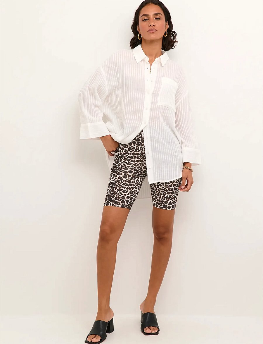 Kaffe - KAsally Jersey Shorts - 1/2 længde - feather gray leo print - 3