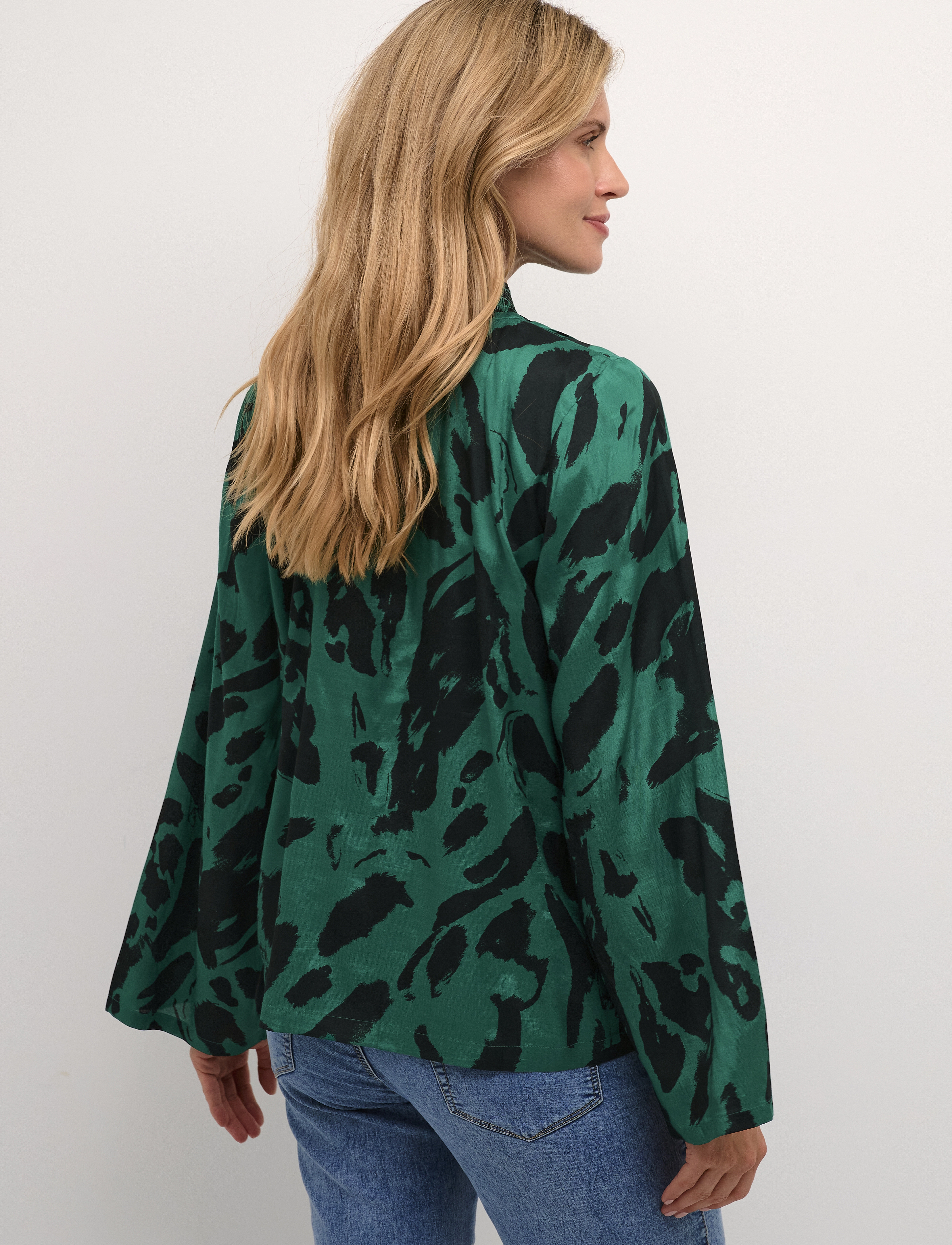 Kaffe - KApollie Blouse - langærmede bluser - black/aventurine leo - 4