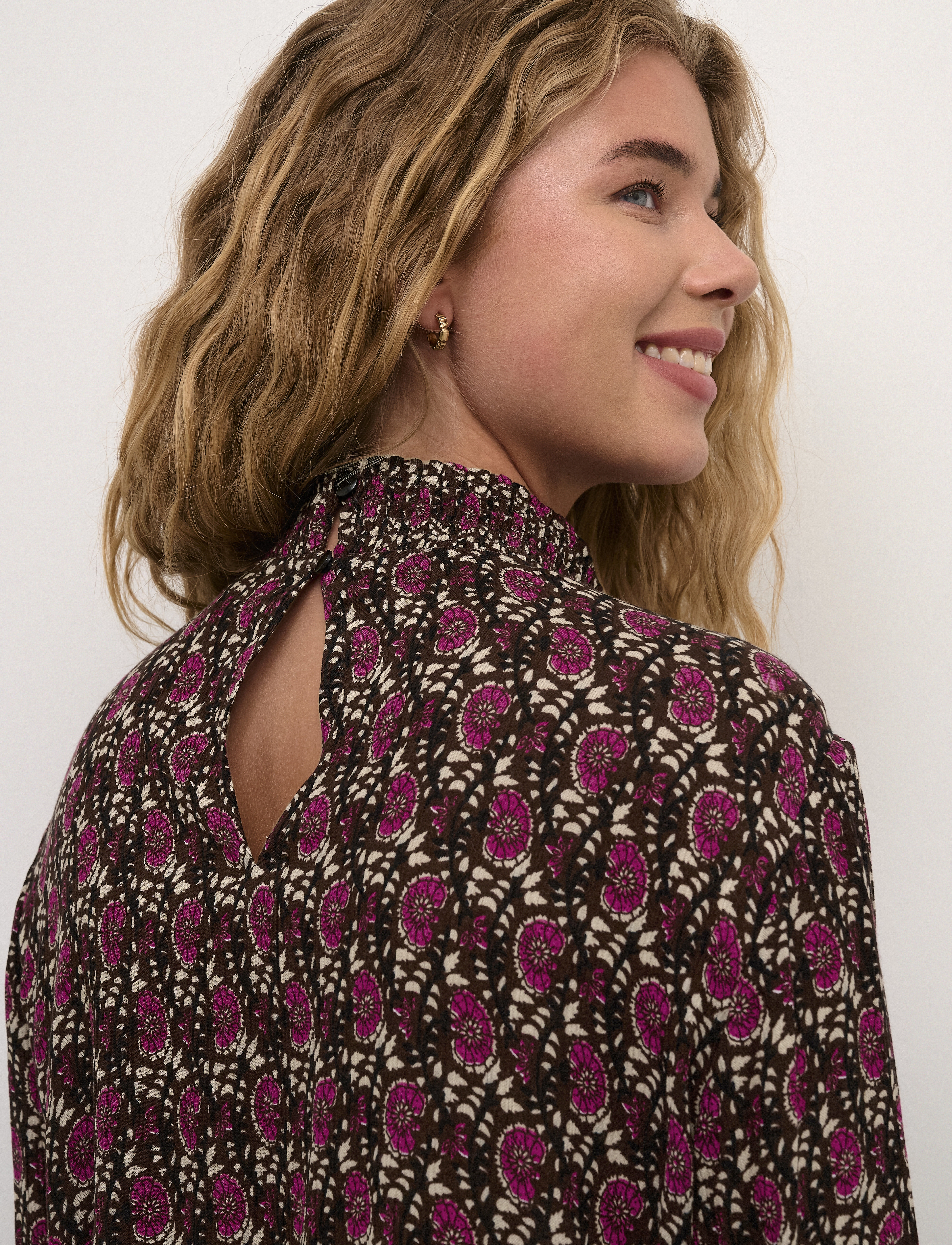 Kaffe - KAkarina Amber Smock Blouse - pink flower and leaf print - 5