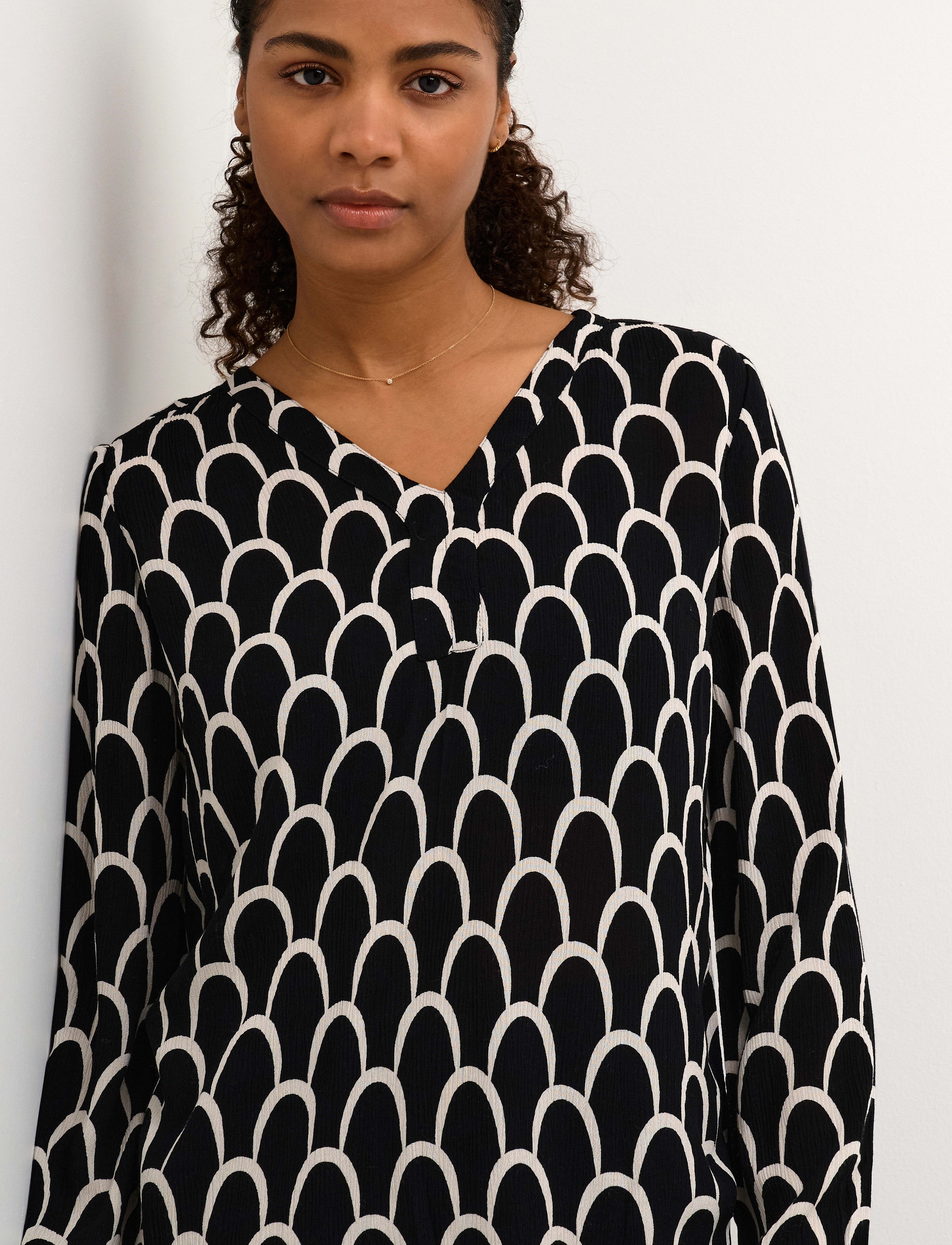 Kaffe - KAkarina Amber Blouse - black and white graphic print - 5
