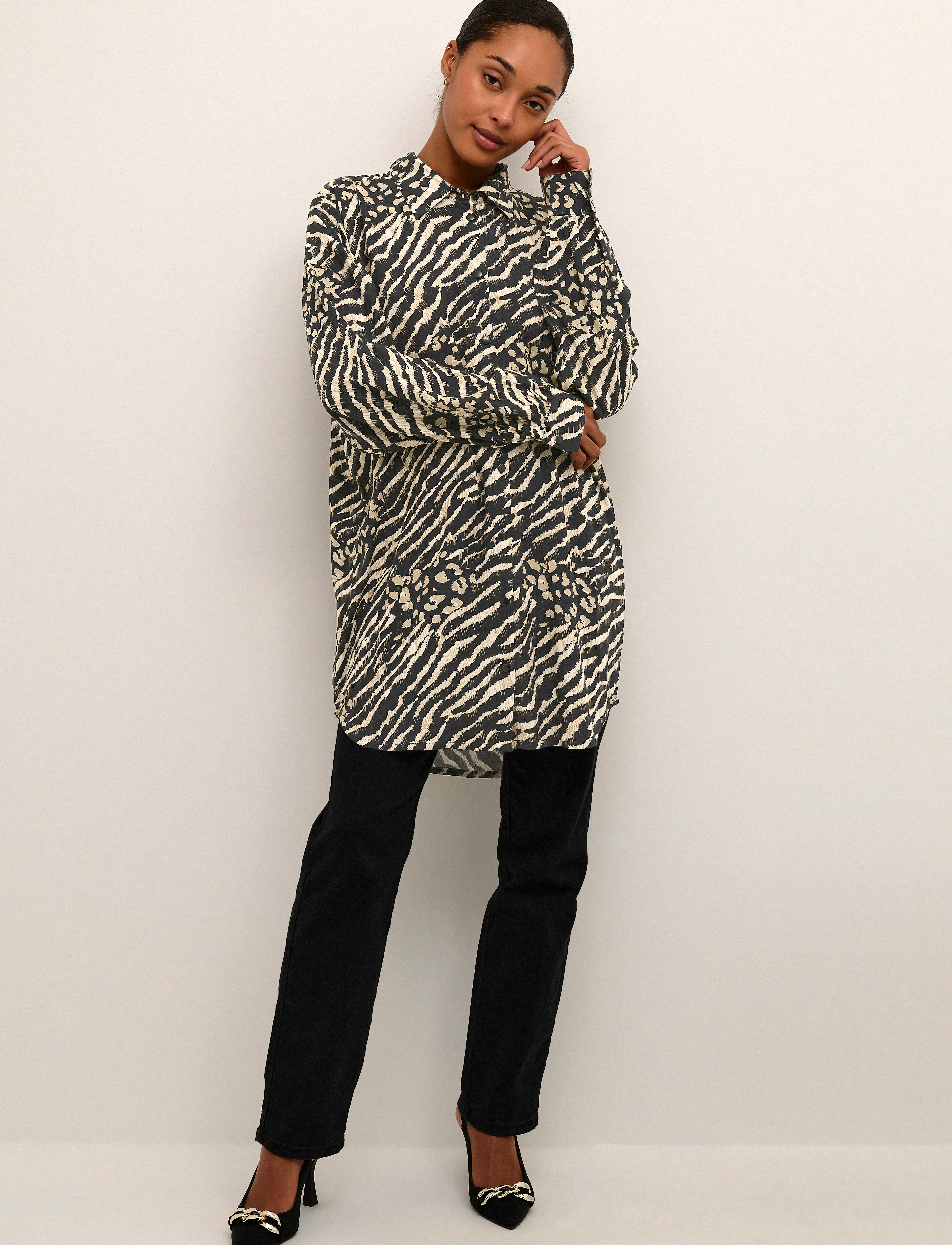 Kaffe - KAditte Shirt - langärmlige hemden - black and brown animal print - 3