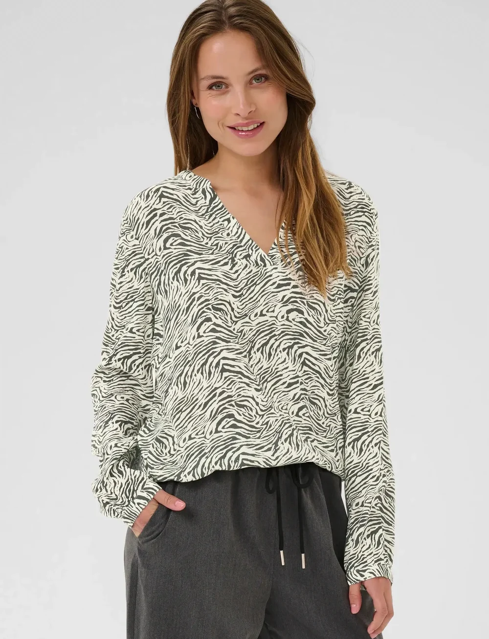 Kaffe - KAditte Blouse - langærmede bluser - black oyster/turtledove animal - 0