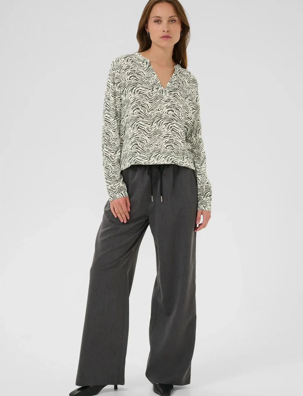 Kaffe - KAditte Blouse - langærmede bluser - black oyster/turtledove animal - 3