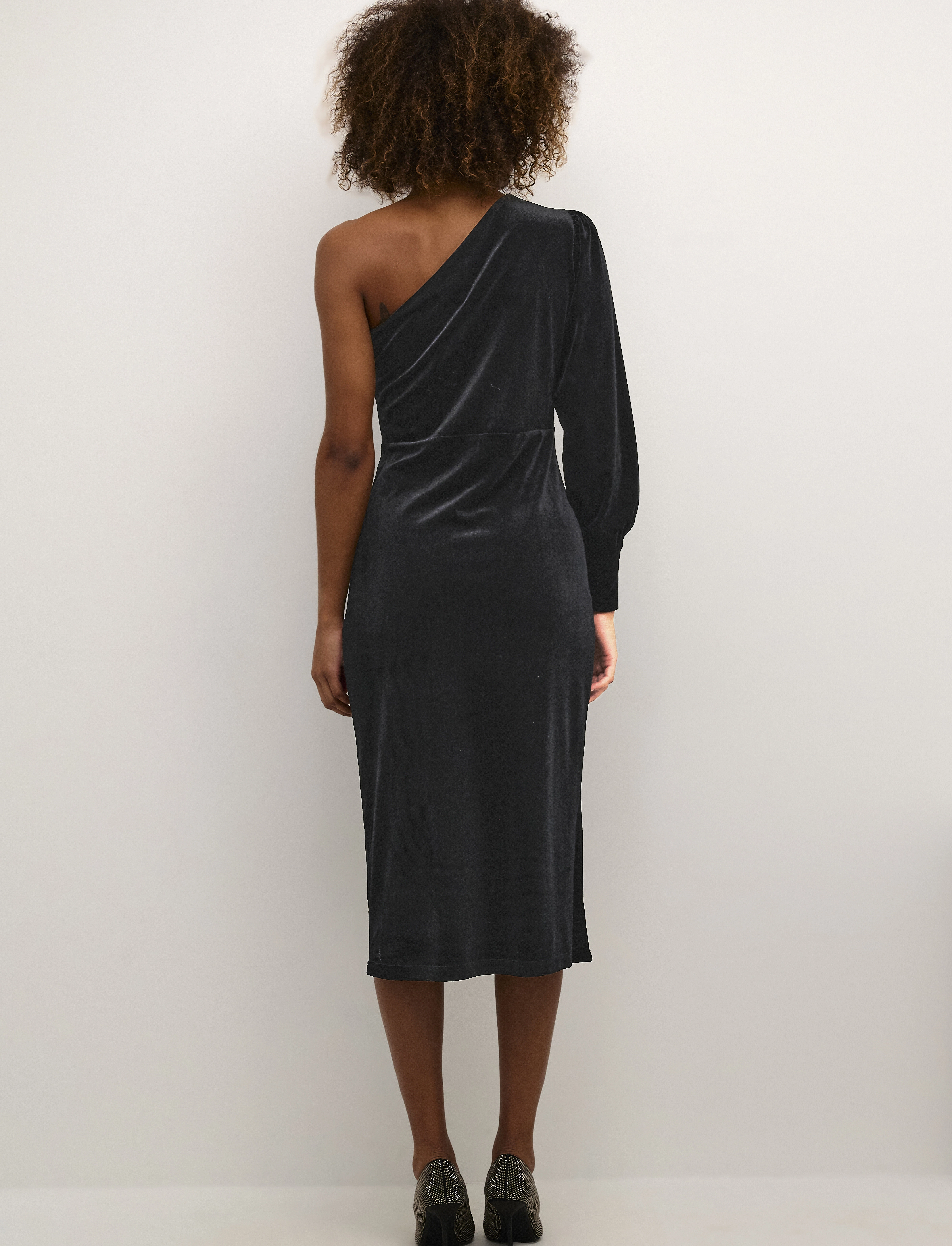 Kaffe - KAkelly One Shoulder Dress - midi kjoler - black deep - 3
