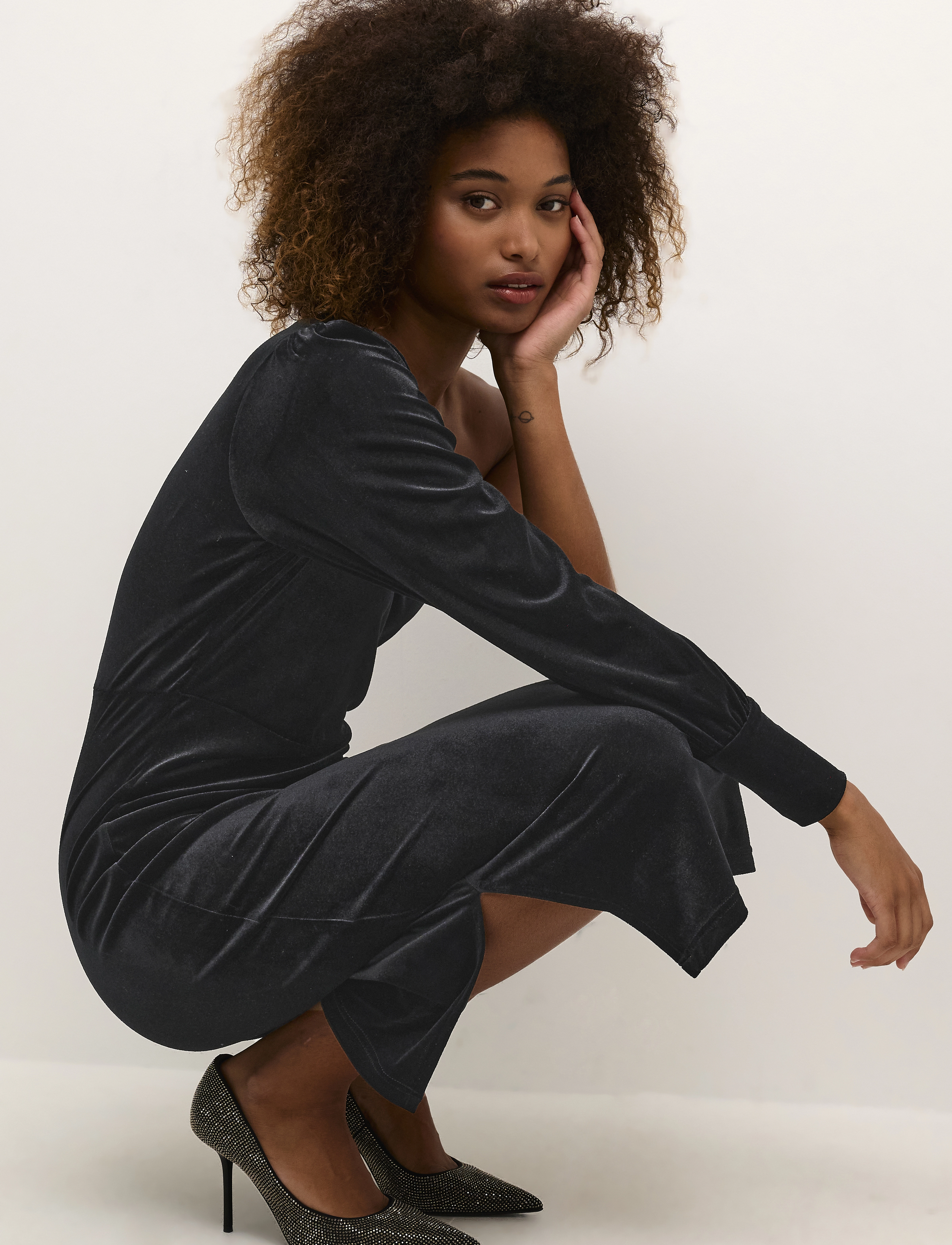 Kaffe - KAkelly One Shoulder Dress - midi kjoler - black deep - 5
