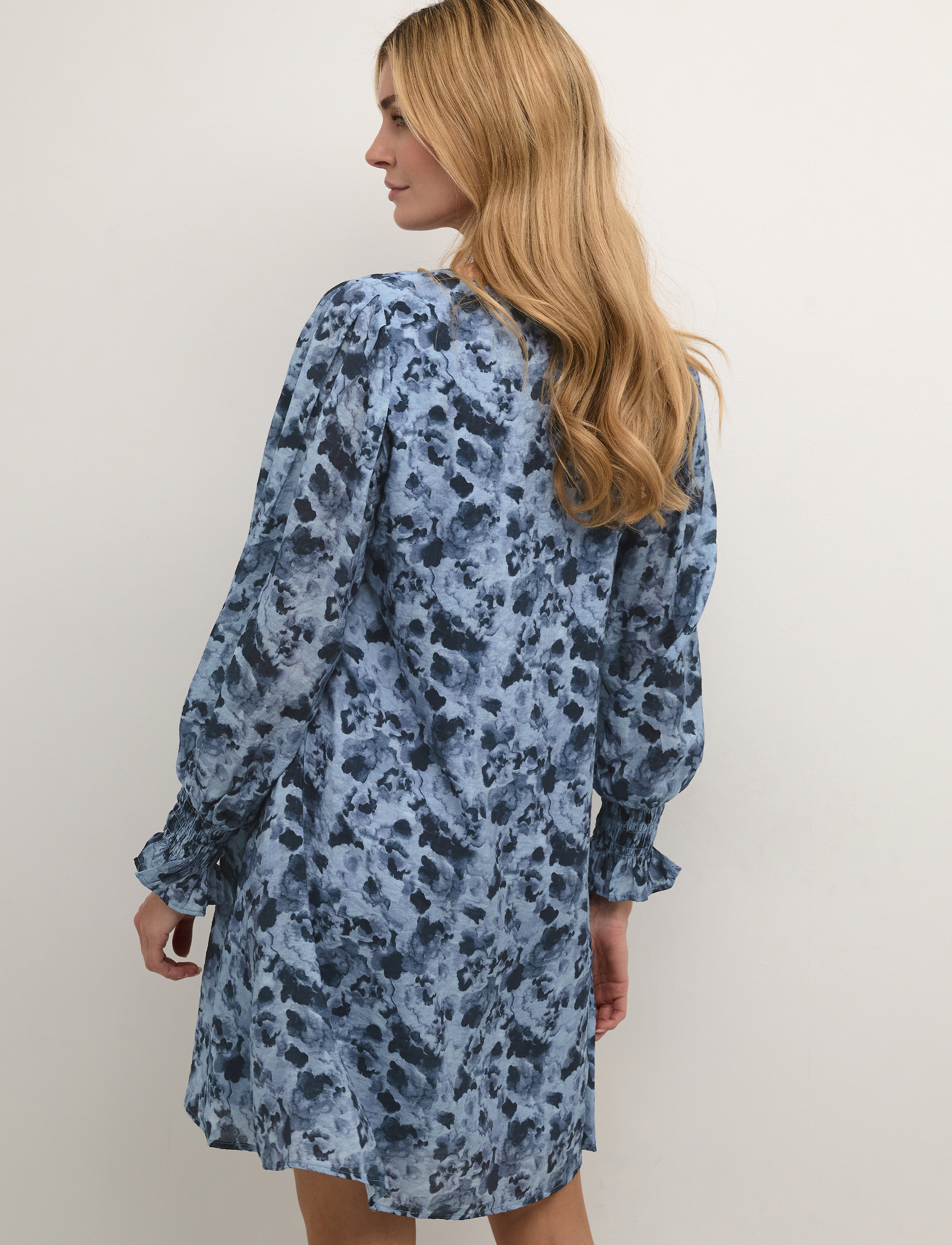 Kaffe - KAsus Dress - kurze kleider - faded blue flower - 4