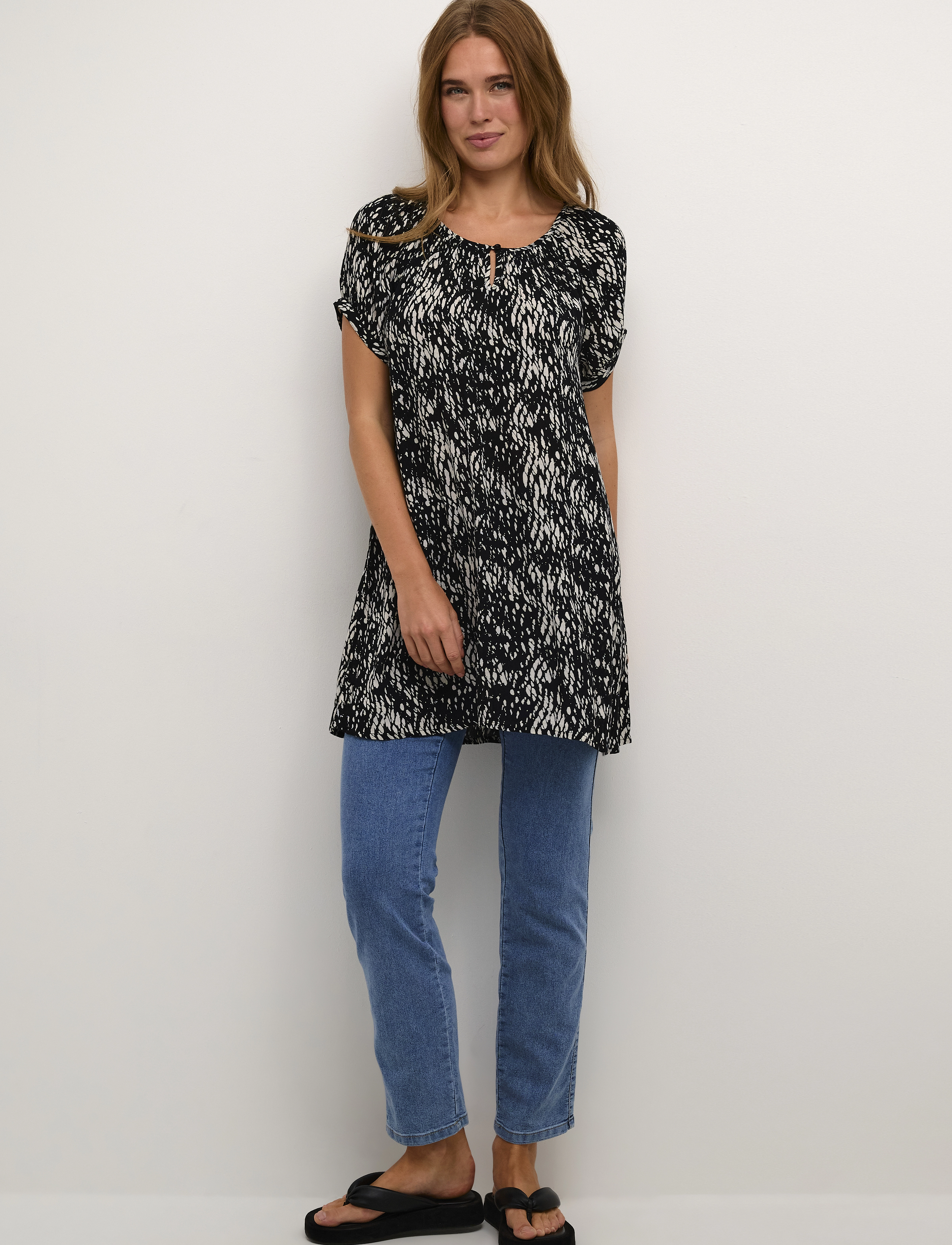 Kaffe - KAamber Tunic Printed - korte kjoler - black/white graphic snake - 3