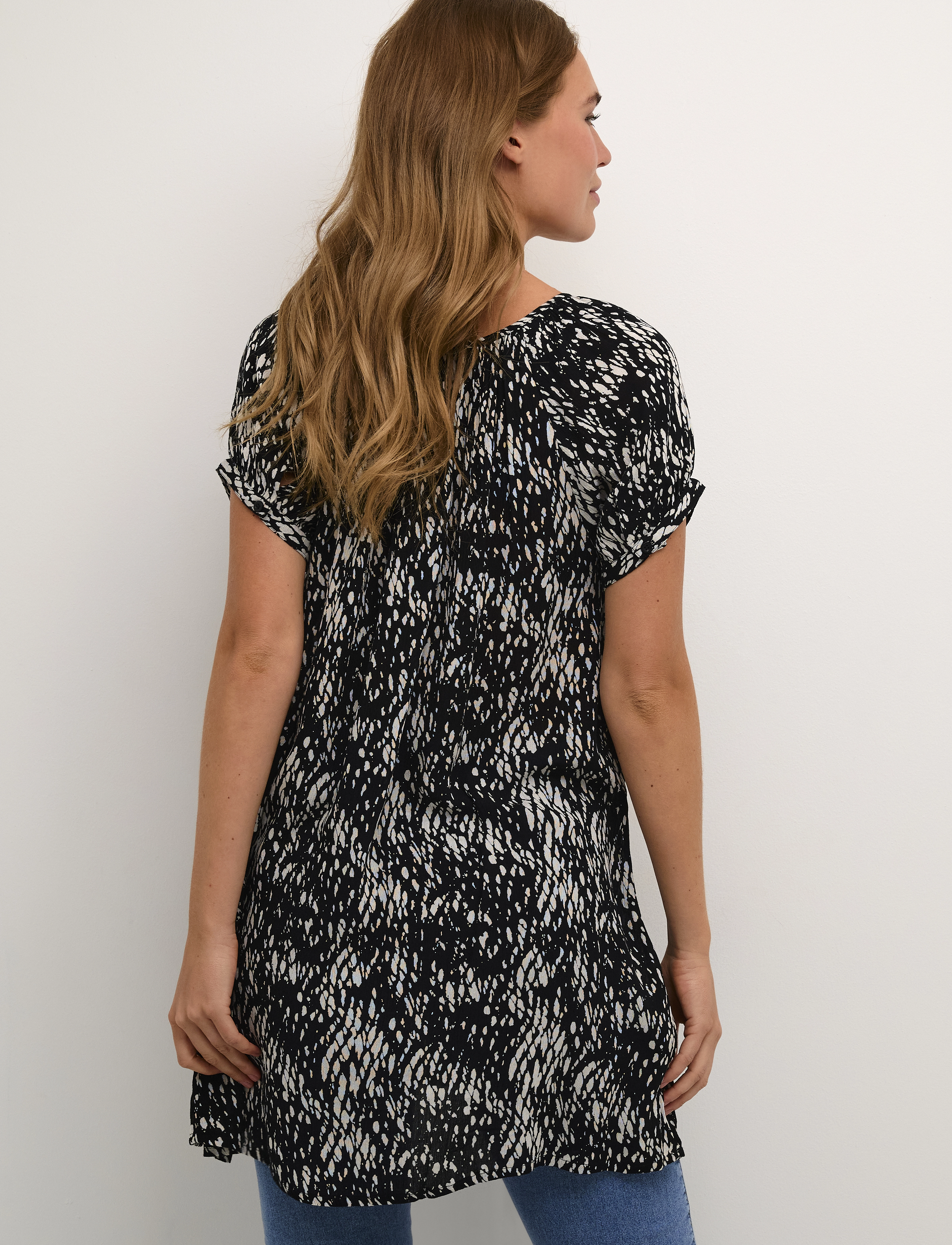 Kaffe - KAamber Tunic Printed - korte kjoler - black/white graphic snake - 4