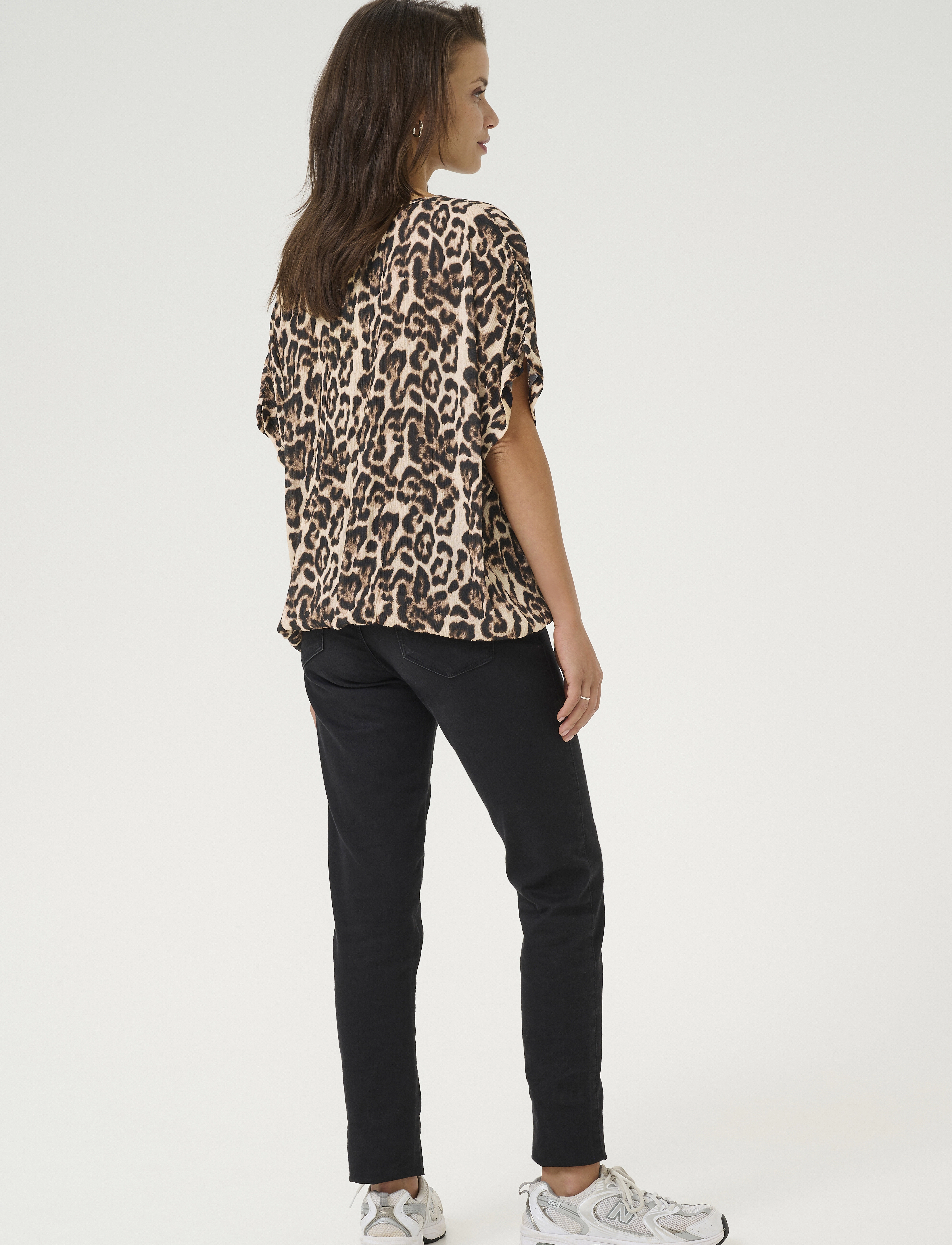 Kaffe - KAamber SL Printed - kortærmede bluser - naturel leopard print - 4