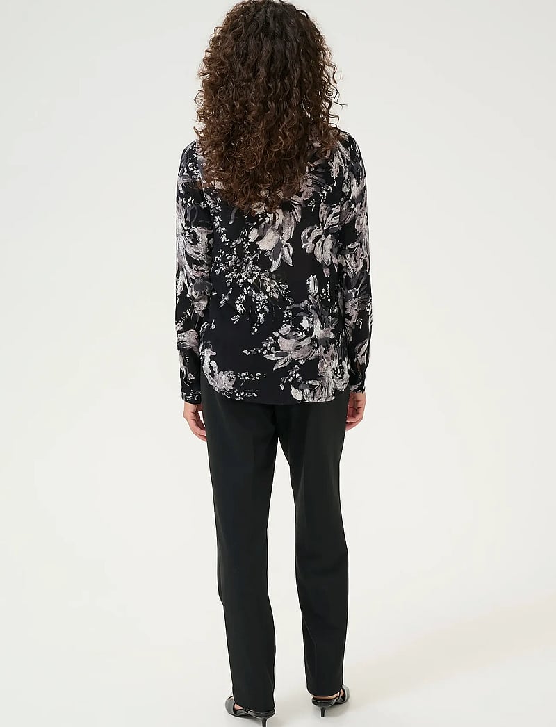 Kaffe - KAamber Smock Blouse Printed - langerma blússur - black/white painted flower - 4